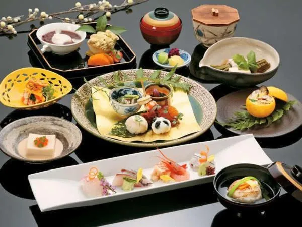 Twin Room with Tatami Area with Ocean View - single occupancy in Mikawawan Resort Linx