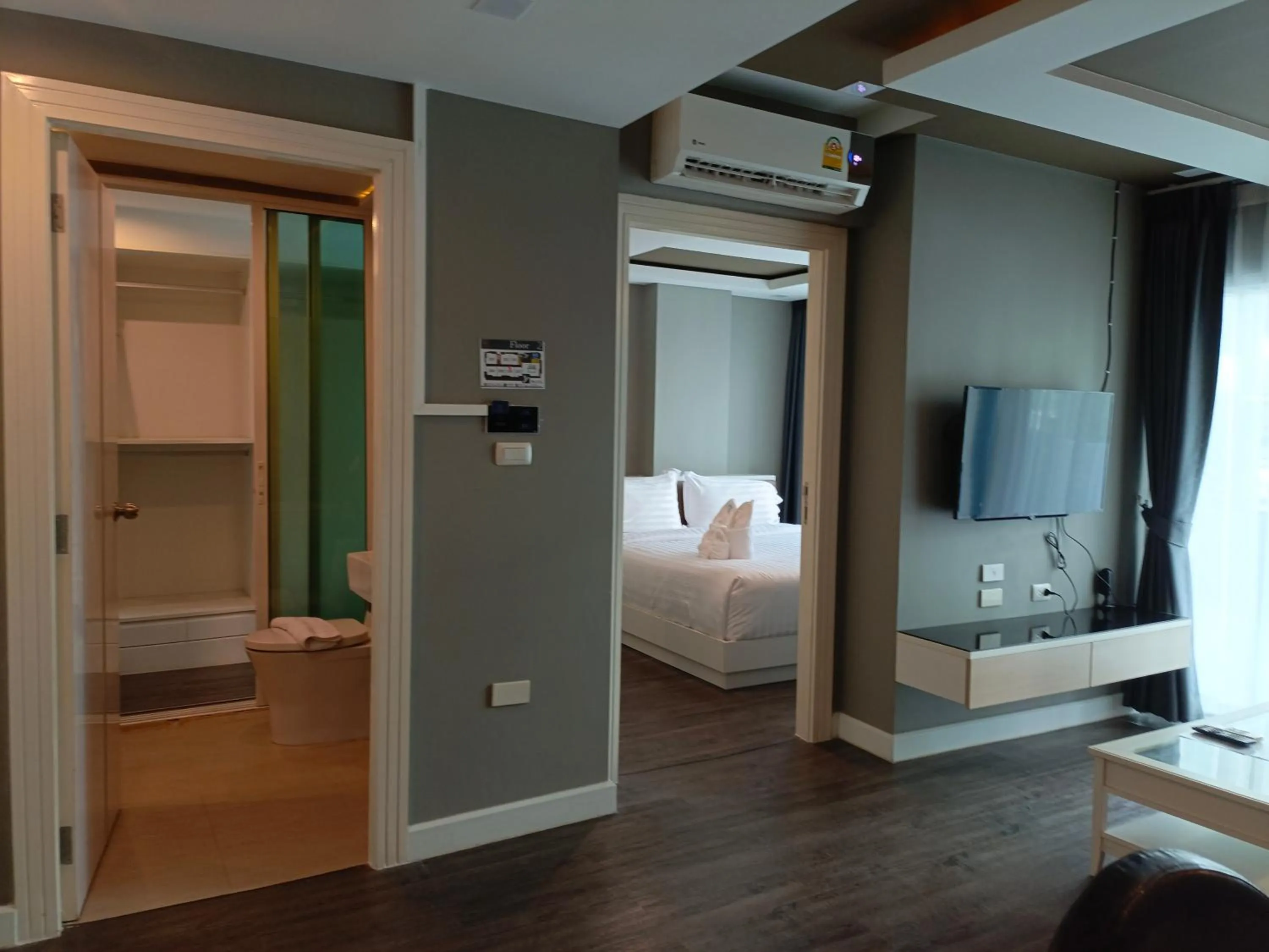 Suite Pool View in Wisdom Hotel & Residence