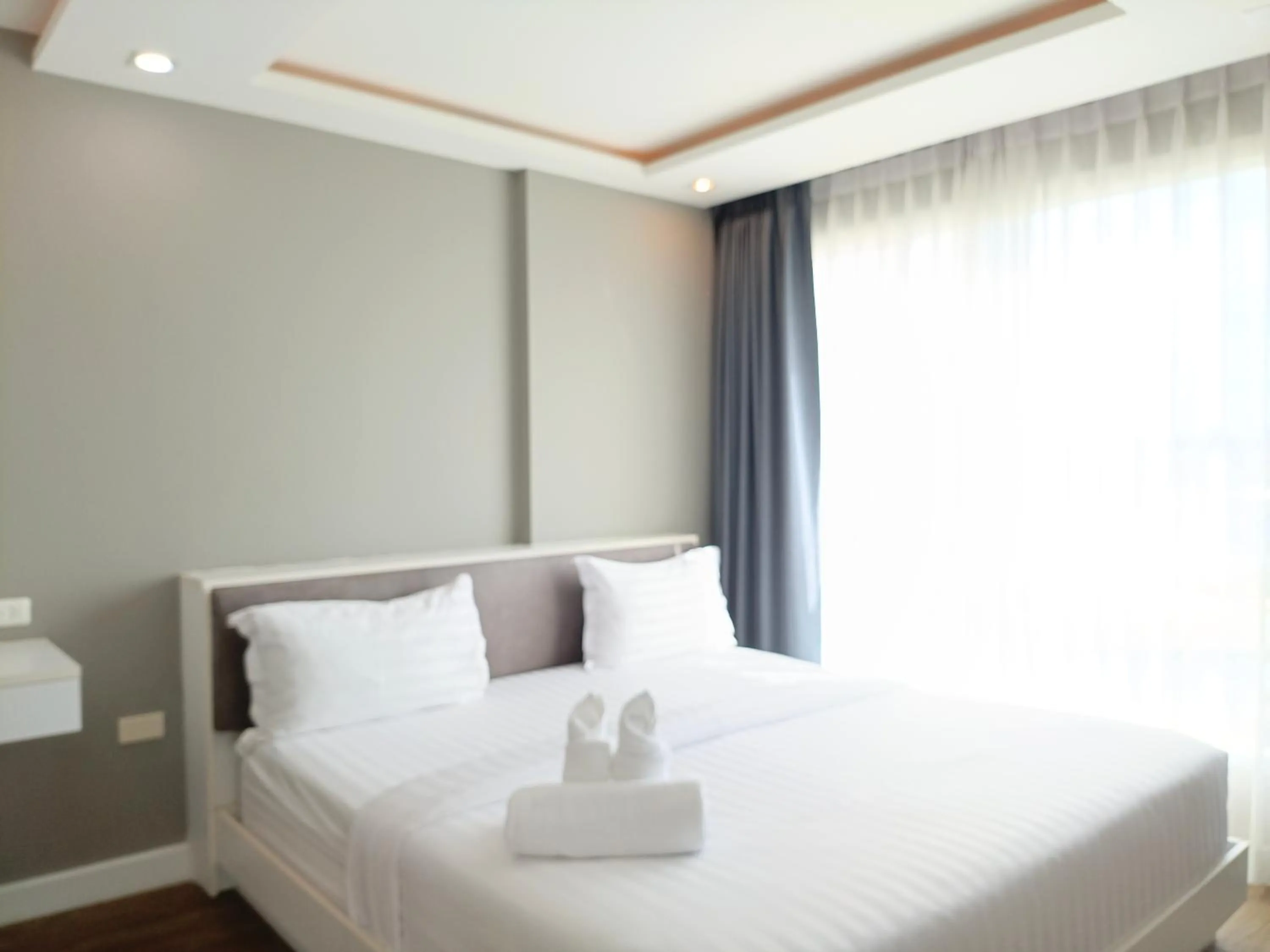 Suite Pool Access in Wisdom Hotel & Residence