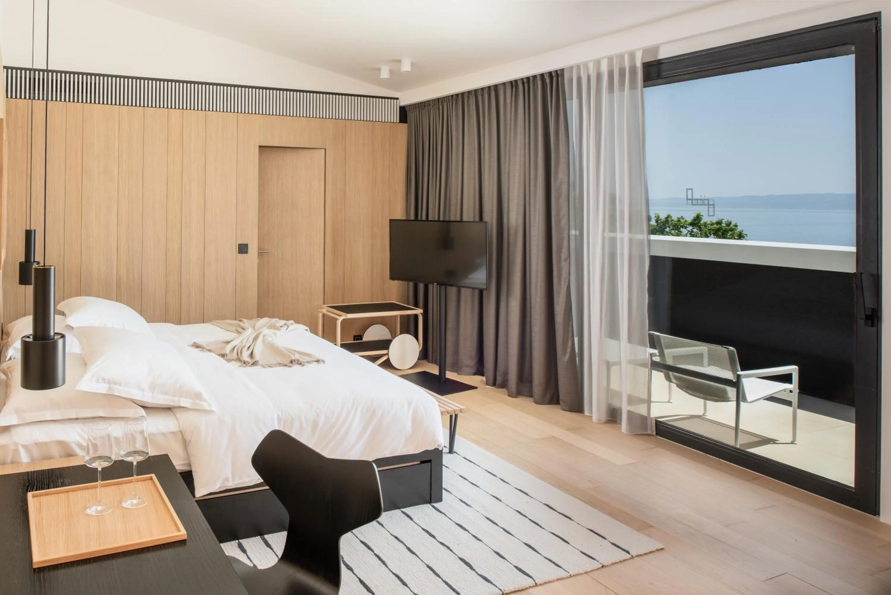 Junior Suite with Terrace and Sea View in briig boutique hotel