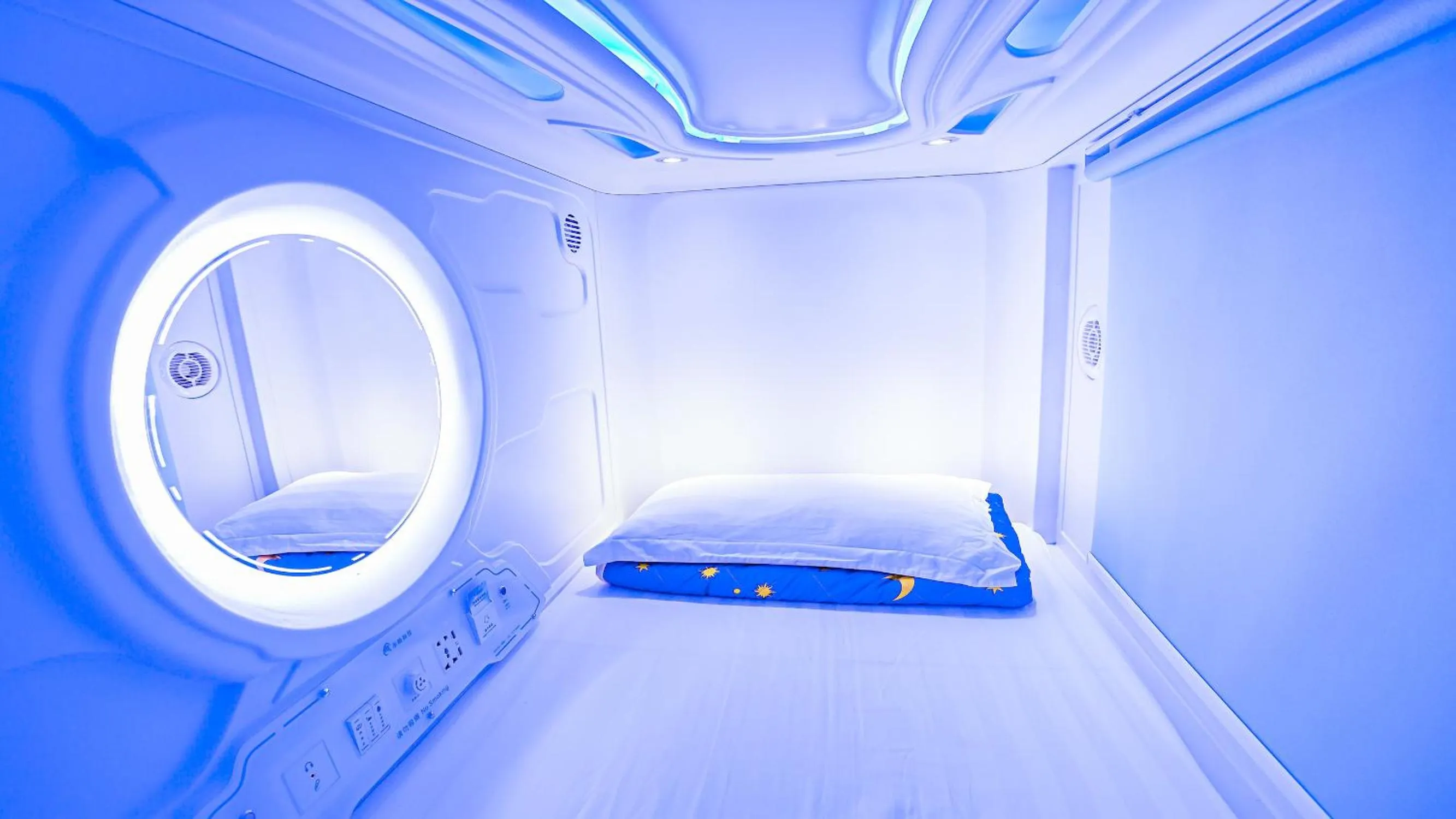 Double Space Pod in Mixed Dormitory  in Spacepod@SG