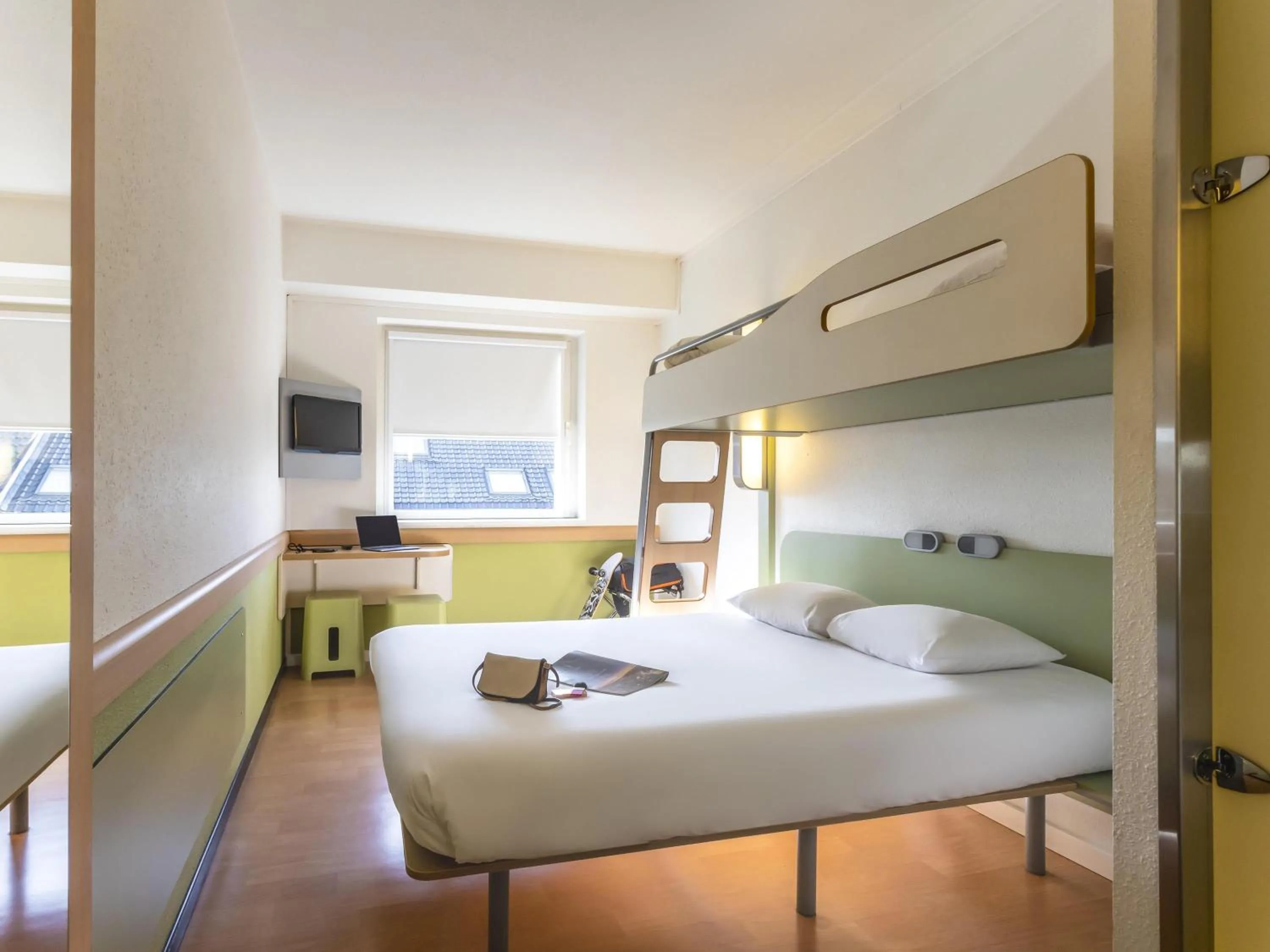 Standard Family Room with One Double Bed and One Bunk Bed in ibis budget Antwerpen Centraal Station