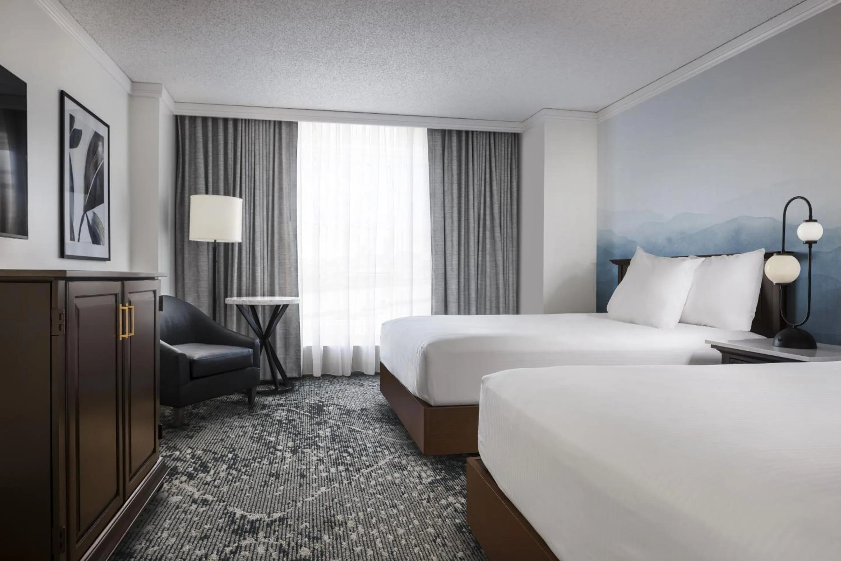 Deluxe Queen Room with Two Queen Beds in Harrah's Council Bluffs, A Caesars Destination