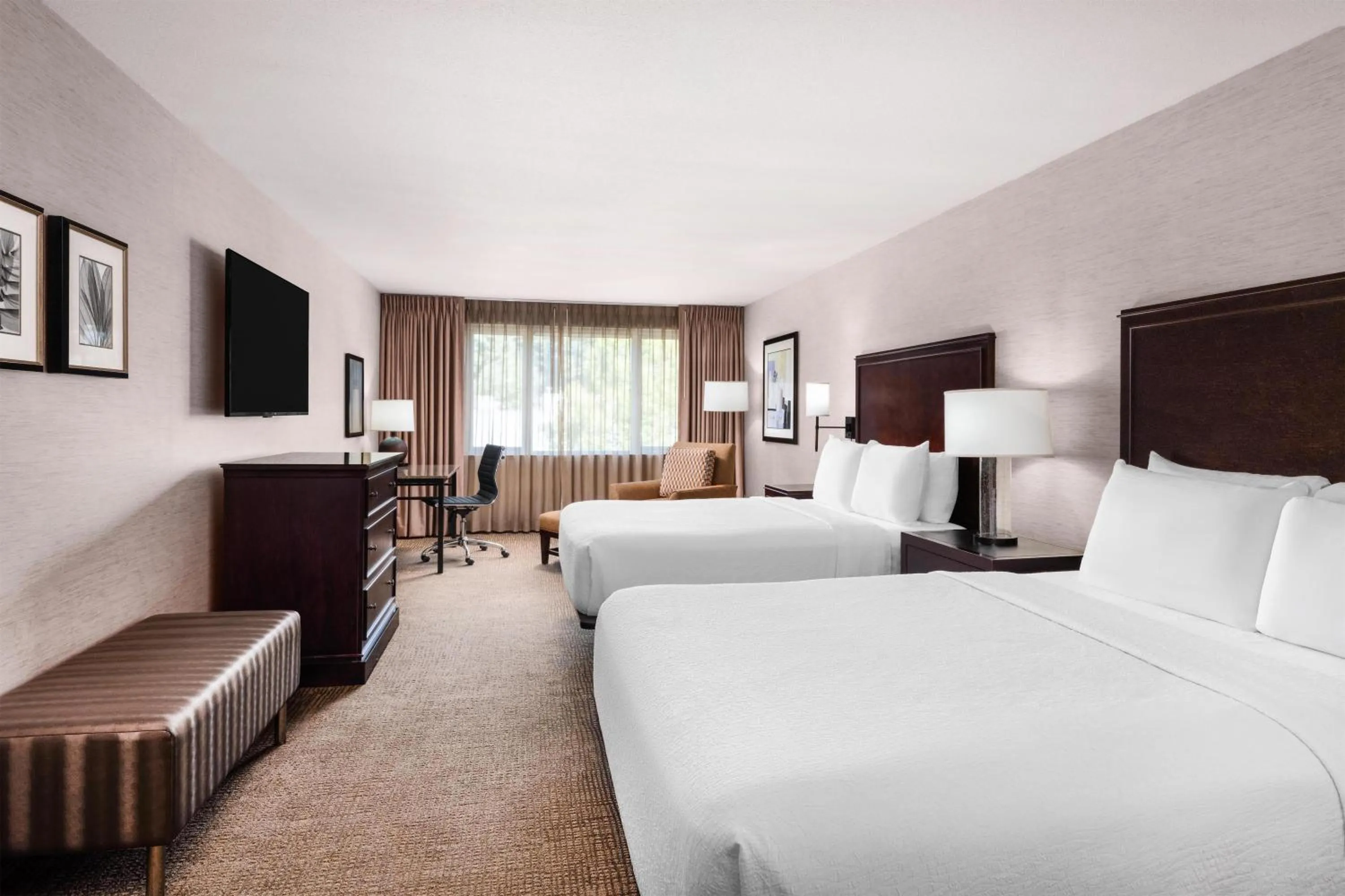 Queen Room with Two Queen Beds - Disability Access/Non-Smoking in Eastgate Hotel - BW Signature Collection