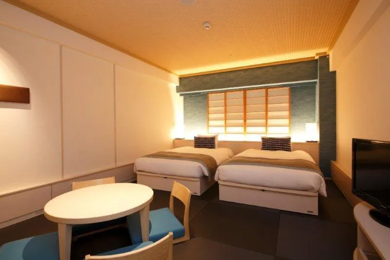 Japanese-Style Room - single occupancy - Main Building - Smoking in Loisir Hotel Naha