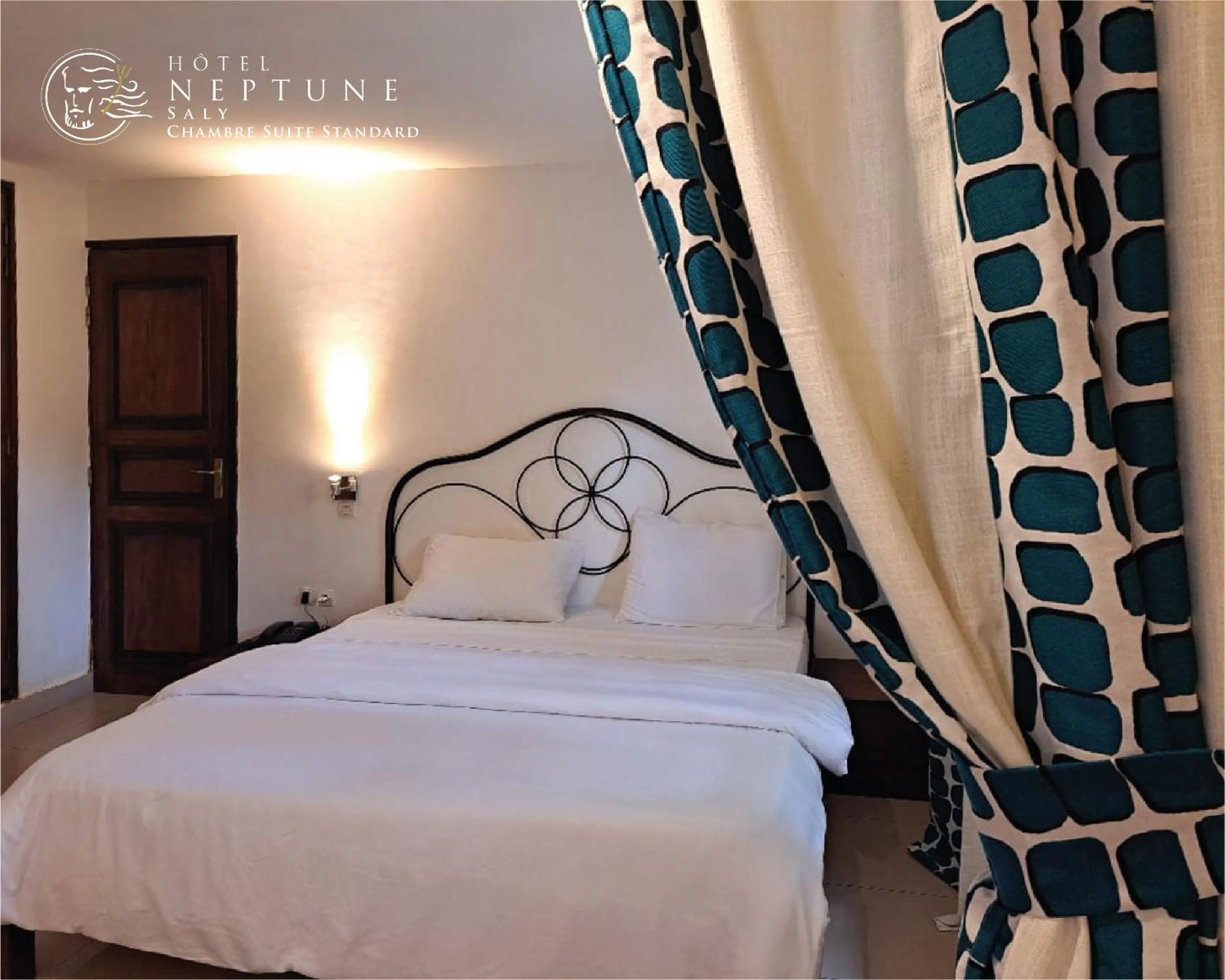 Bed in Neptune