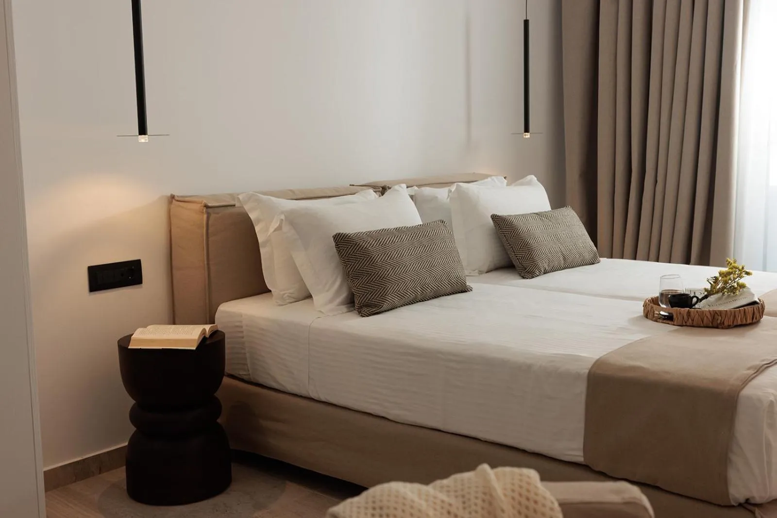 Bed in Hotel Sphinx
