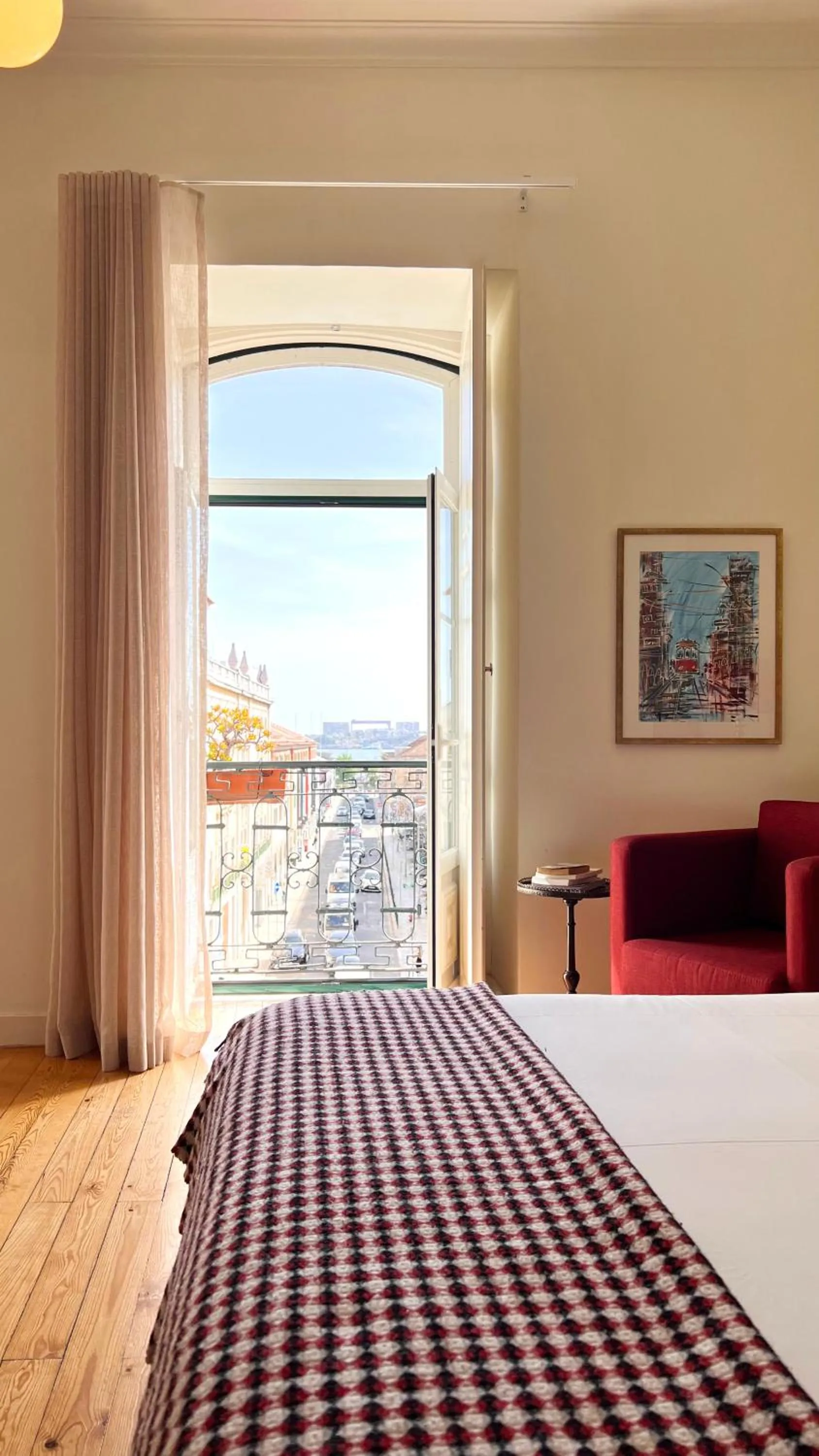 Bedroom, Bed in Casa do Bairro by Shiadu