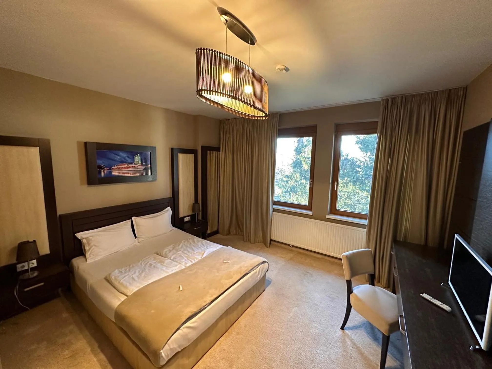 Bed in River Lodge
