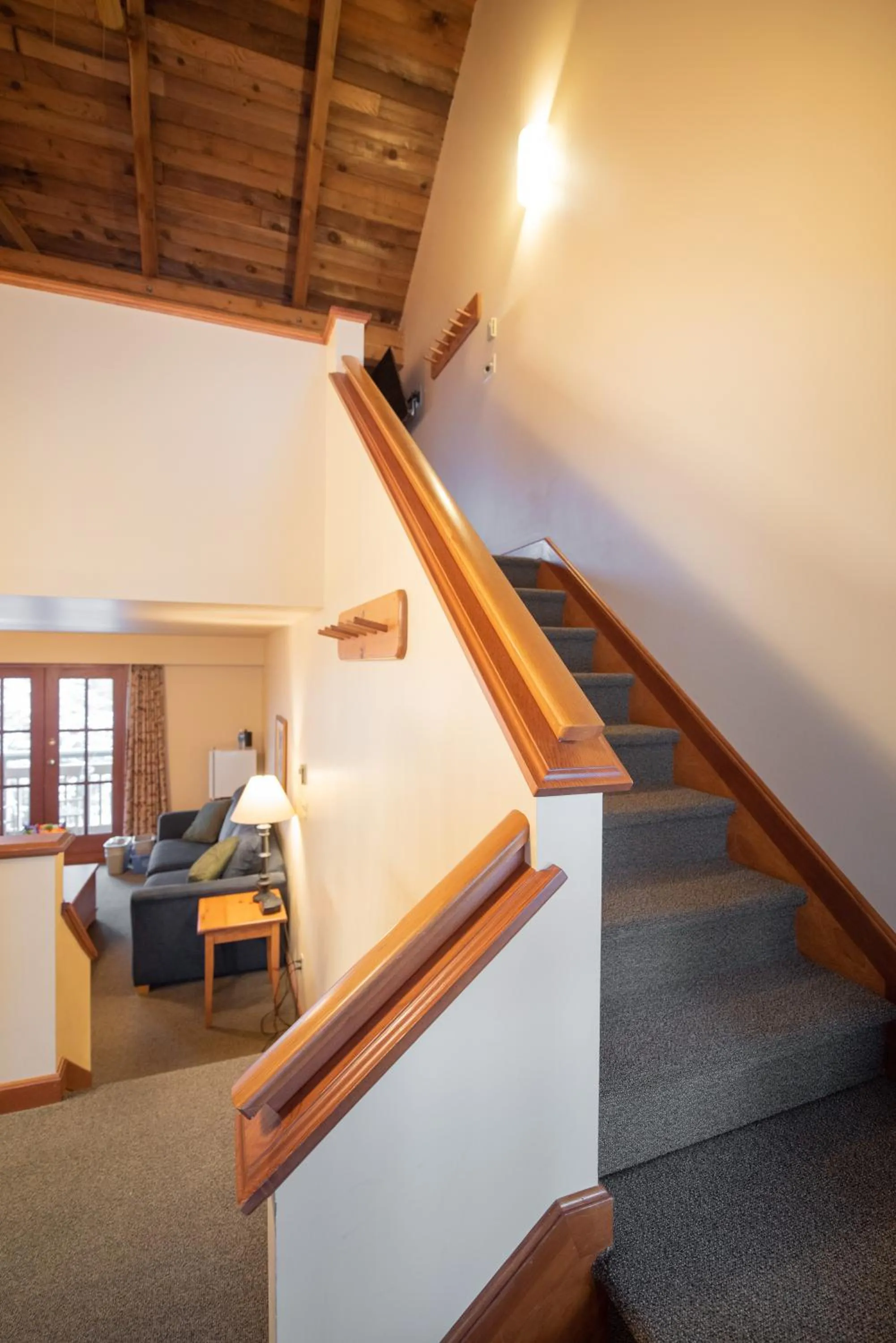 King Deluxe Loft with Garden View - Non-Smoking in Painter's Lodge, Trademark Collection by Wyndham