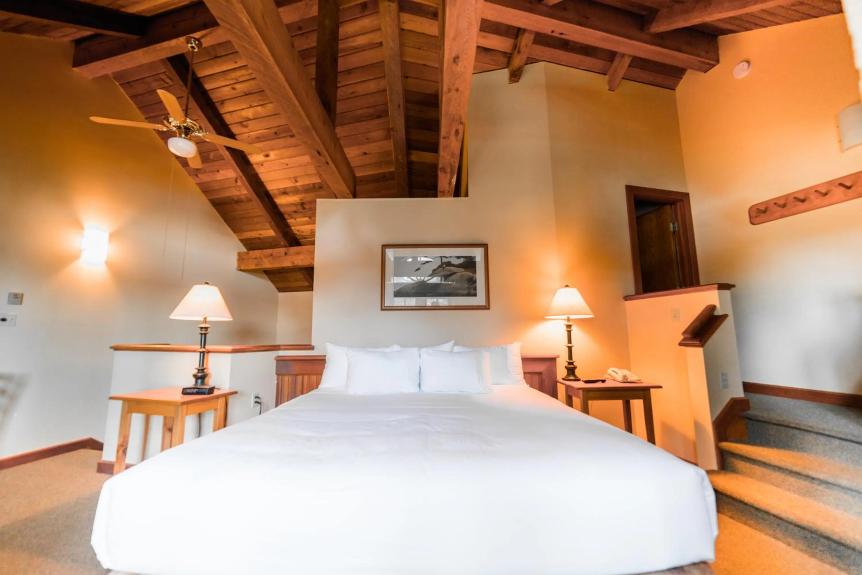 King Loft with Garden View - Non-Smoking in Painter's Lodge, Trademark Collection by Wyndham