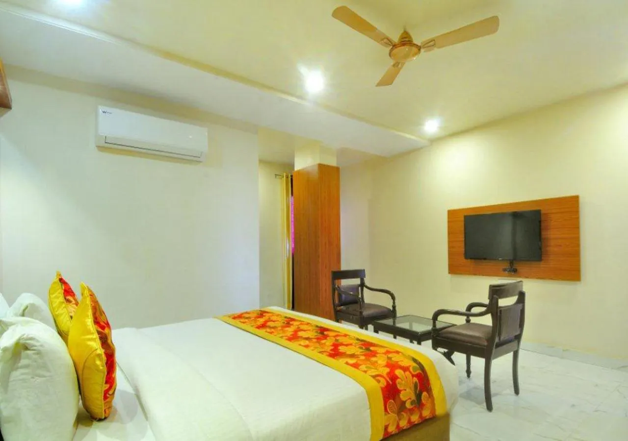 Deluxe Double Room in Hotel New Majestic