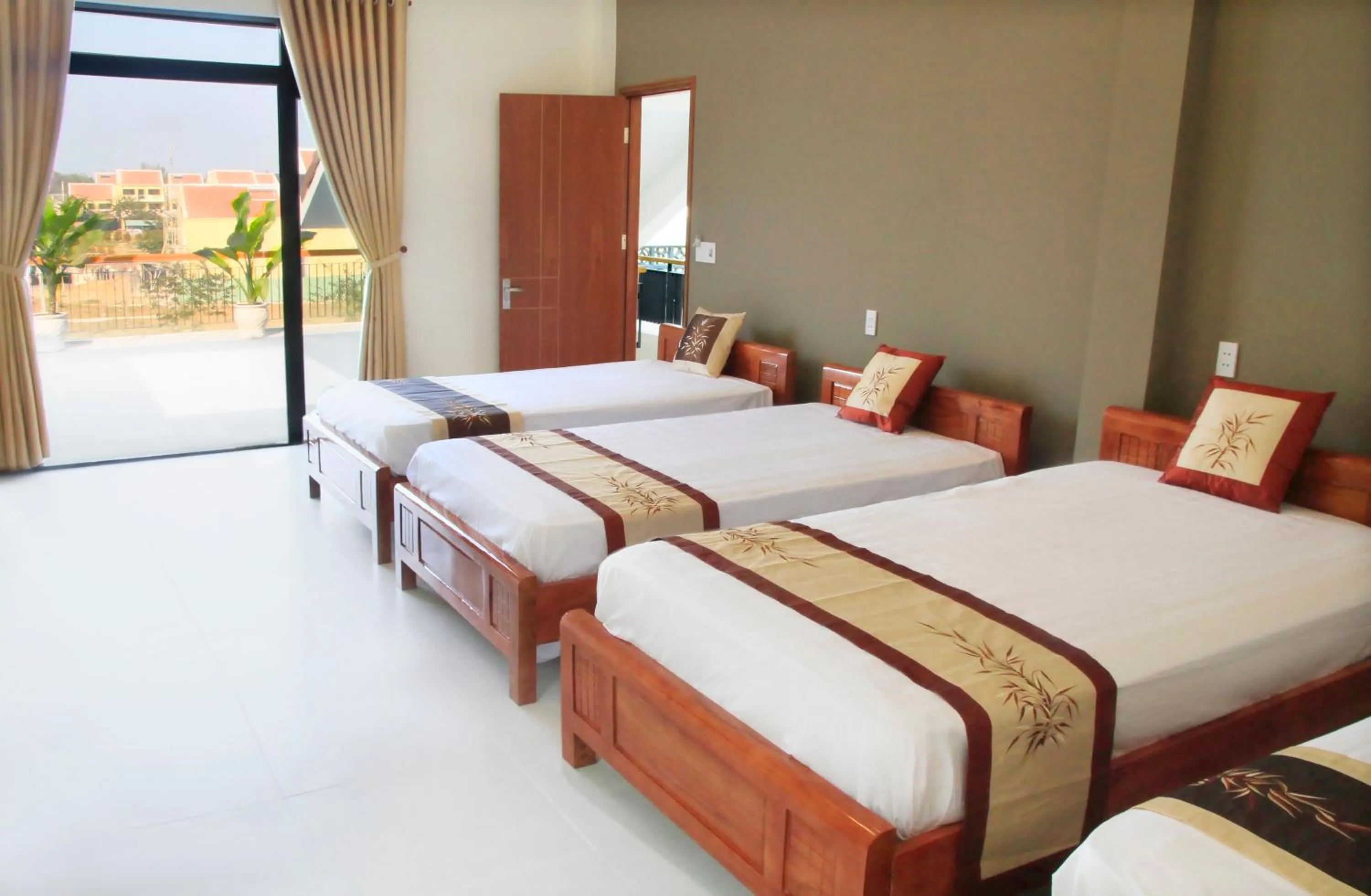 Bed in 4-Bed Dormitory Room in Melody Boutique Villa Hoi An