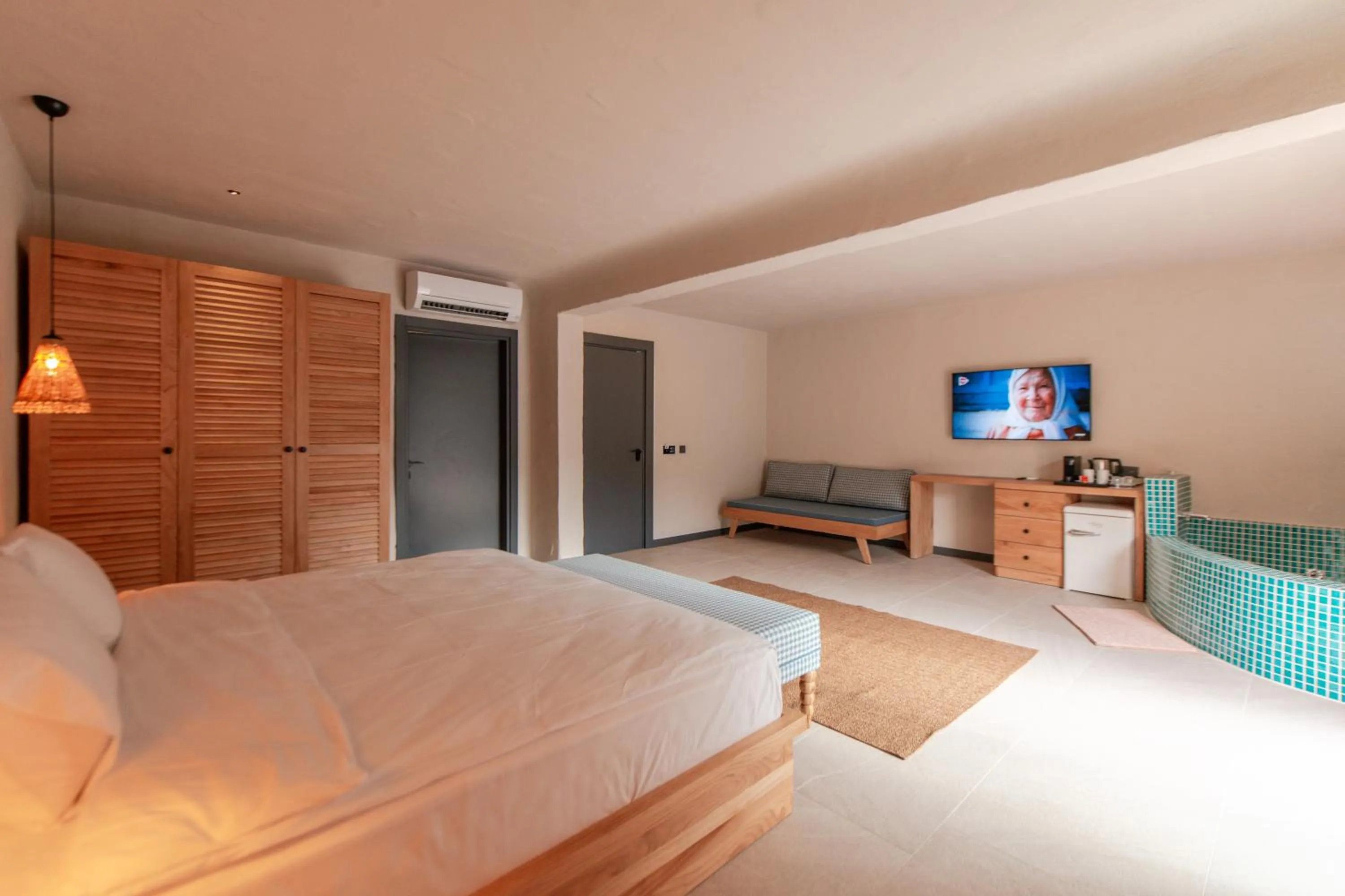 King Room with Jacuzzi in Unsal Hotel