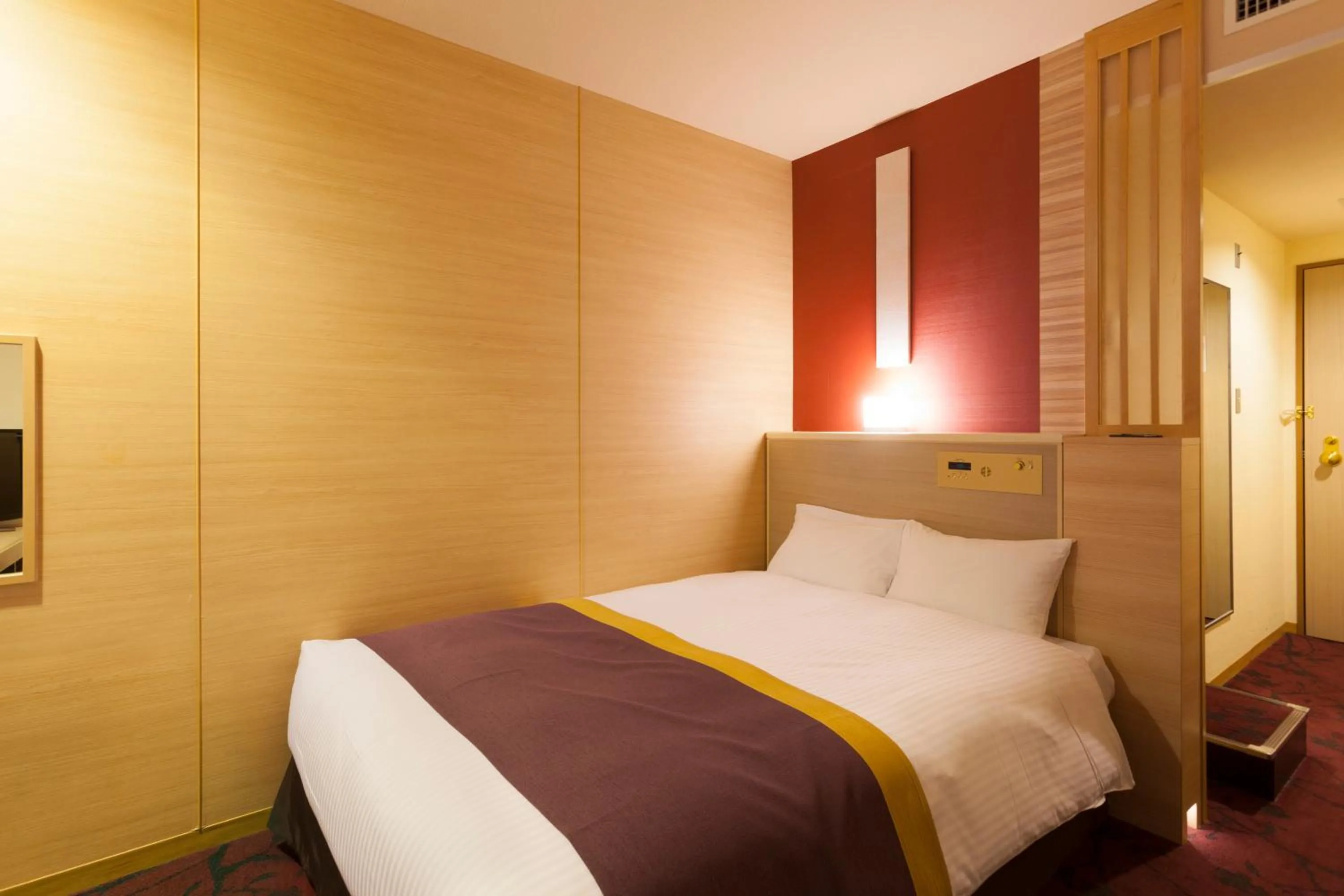 Double Room - Non-Smoking  in Chofu Creston Hotel