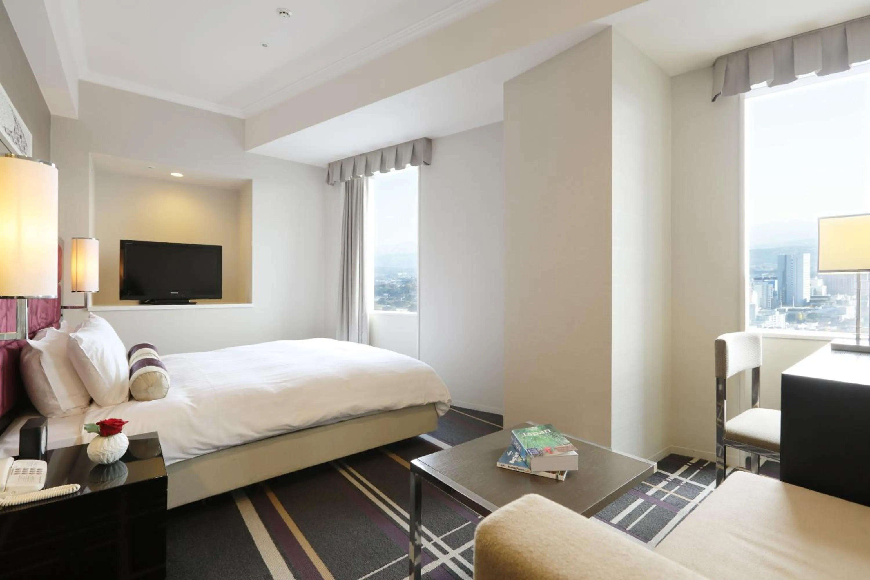 Stylish Queen Room - Non-Smoking in Hotel Nikko Kanazawa