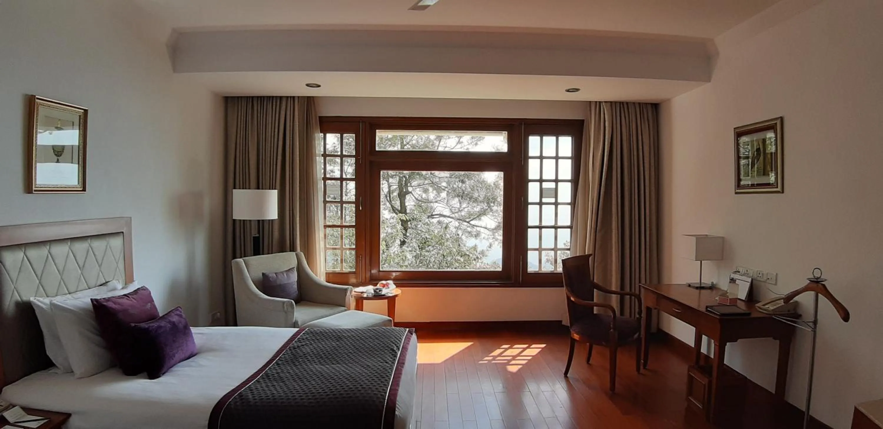 Deluxe Double or Twin Room - Residency Tower in Jaypee Residency Manor