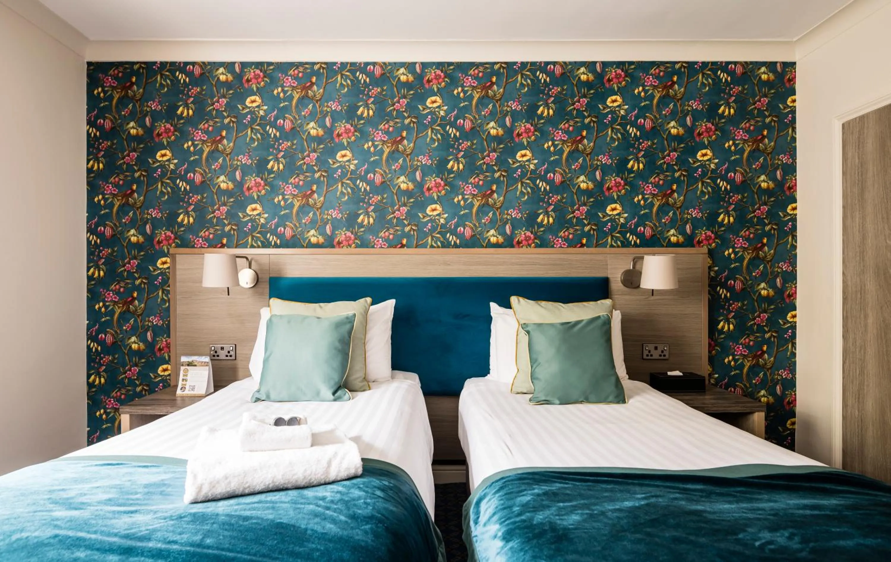 Superior Twin Room in The Holt Hotel