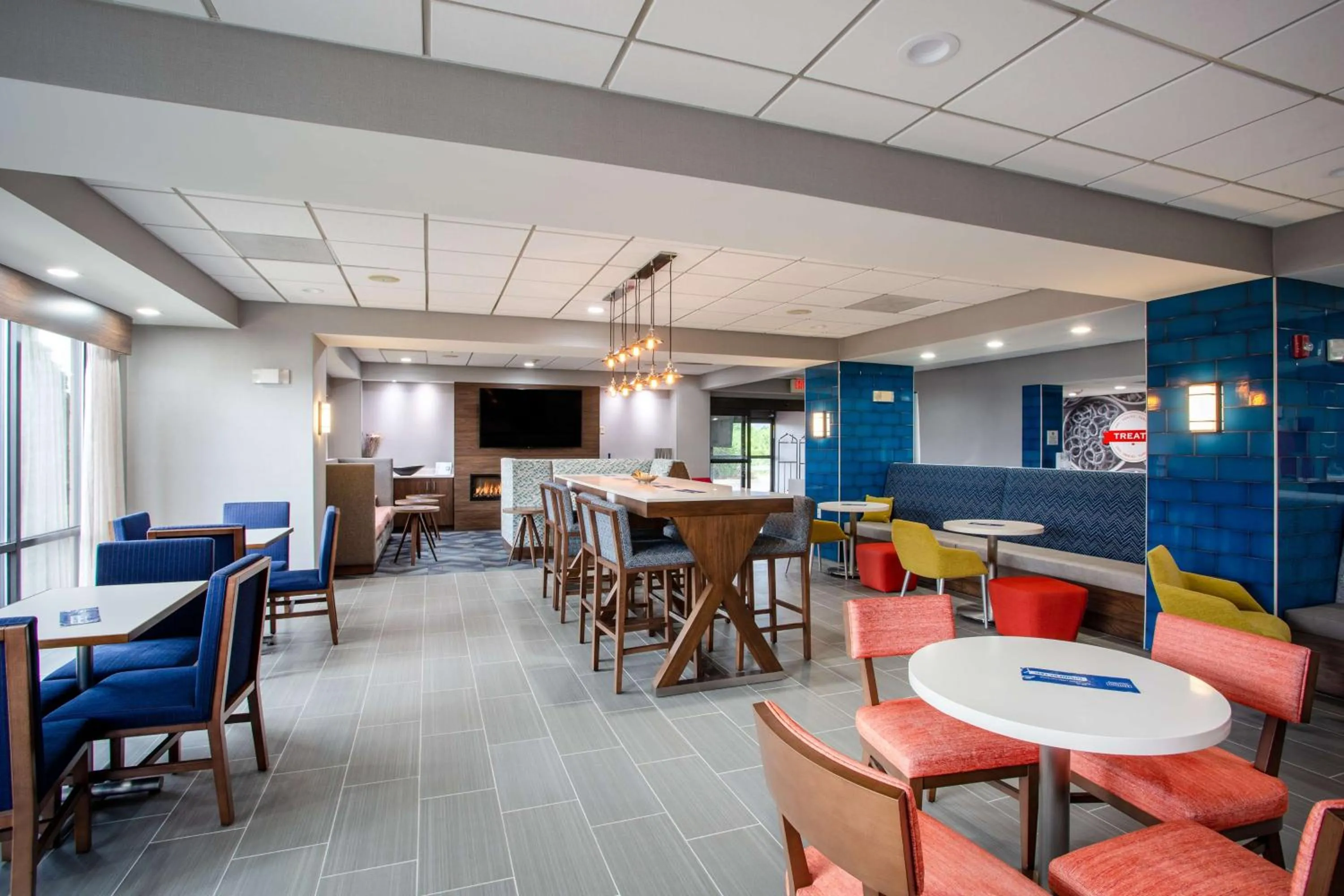 Lobby or reception in Hampton Inn Elkins