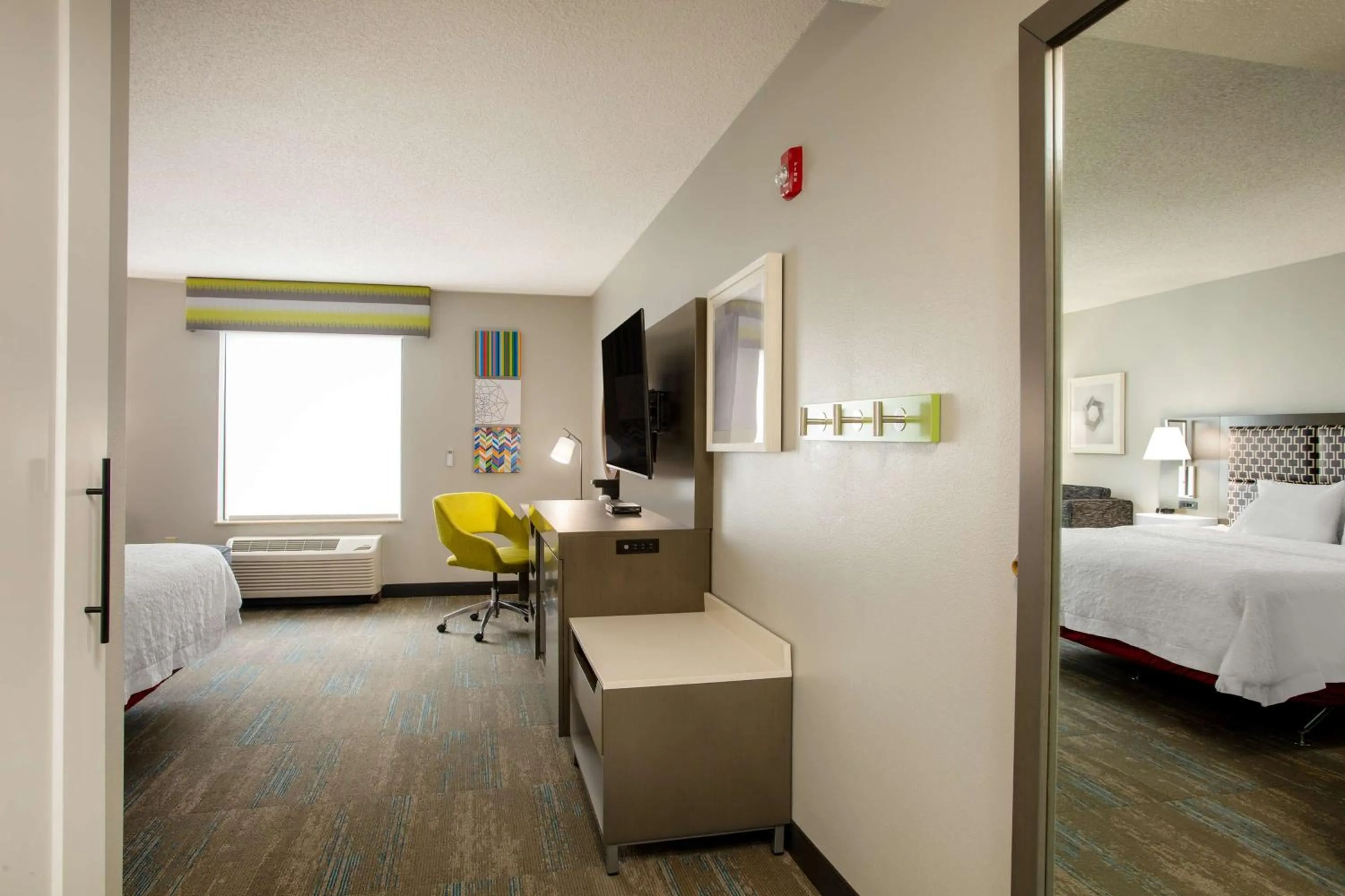 Bed in Hampton Inn Elkins