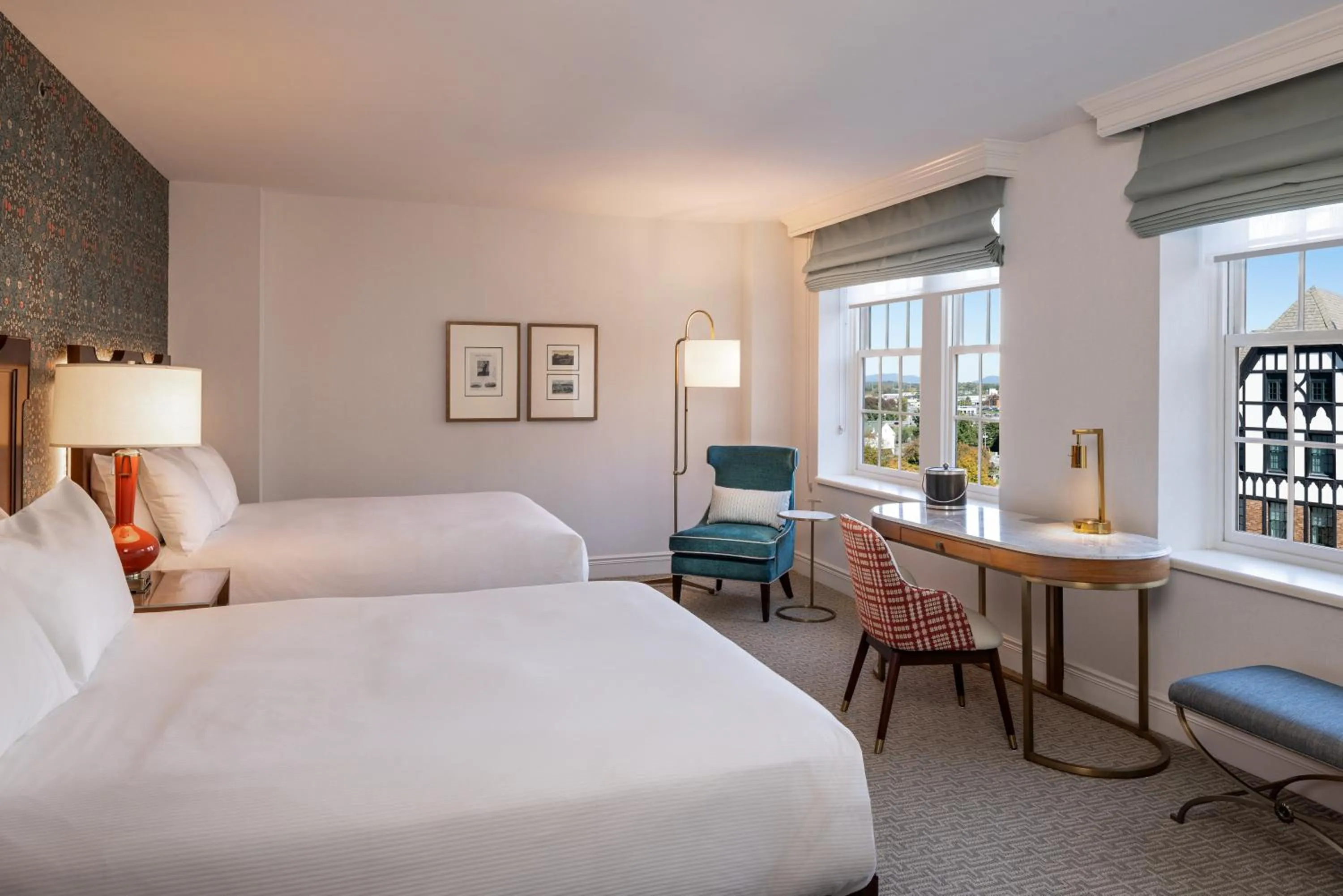 Deluxe Corner Queen Room with Two Queen Beds in Hotel Roanoke & Conference Center, Curio Collection by Hilton