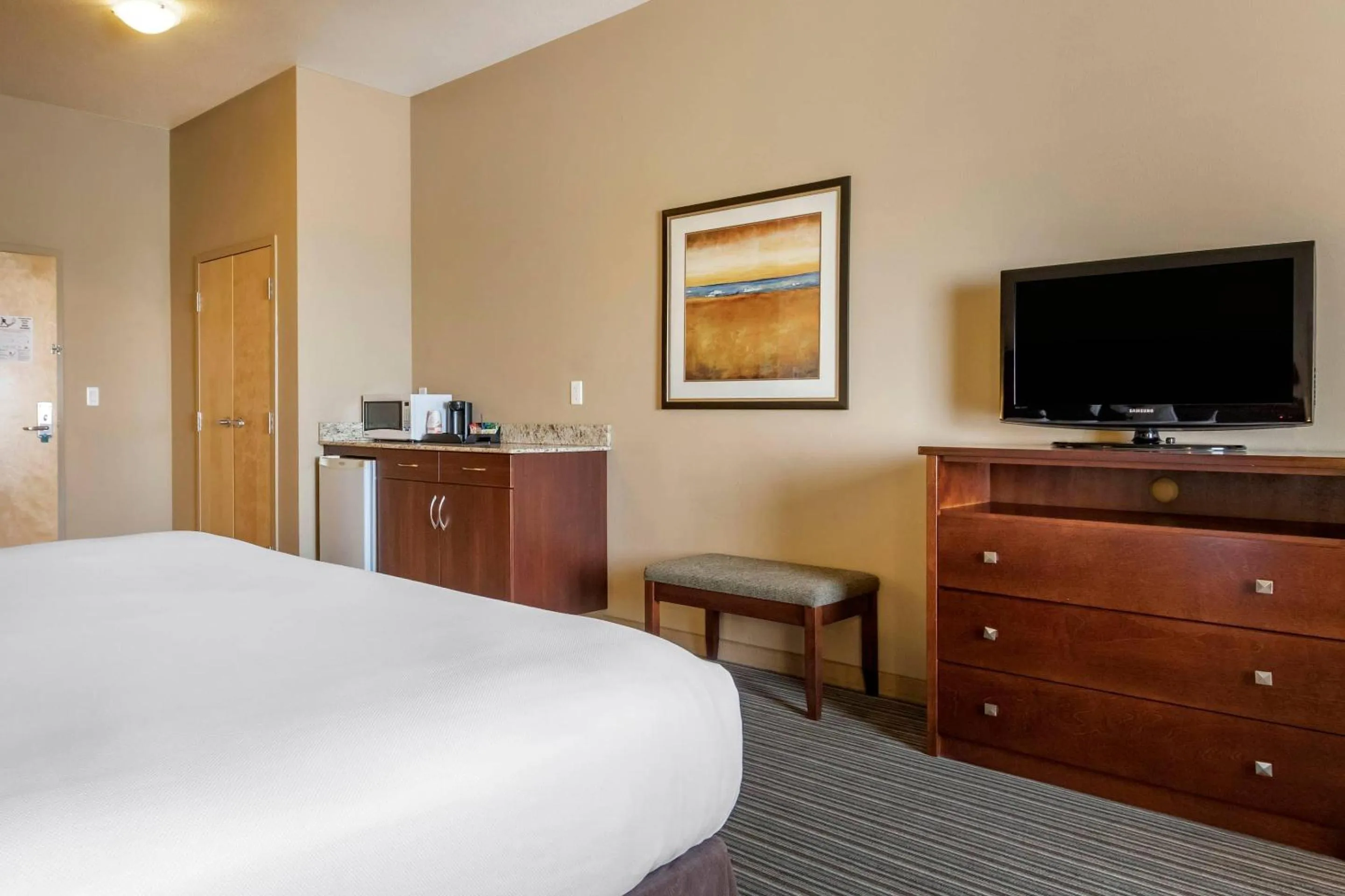 Bedroom, Bed in Quality Inn & Suites