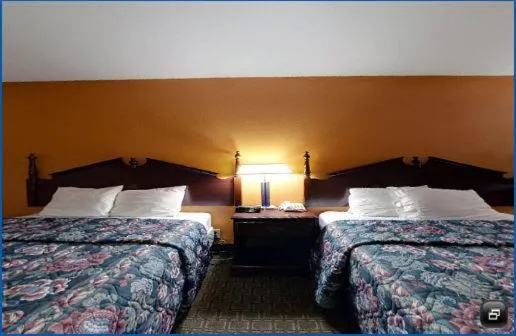 Double Room with Two Double Beds - Non-Smoking in America's Best Value Inn Newnan
