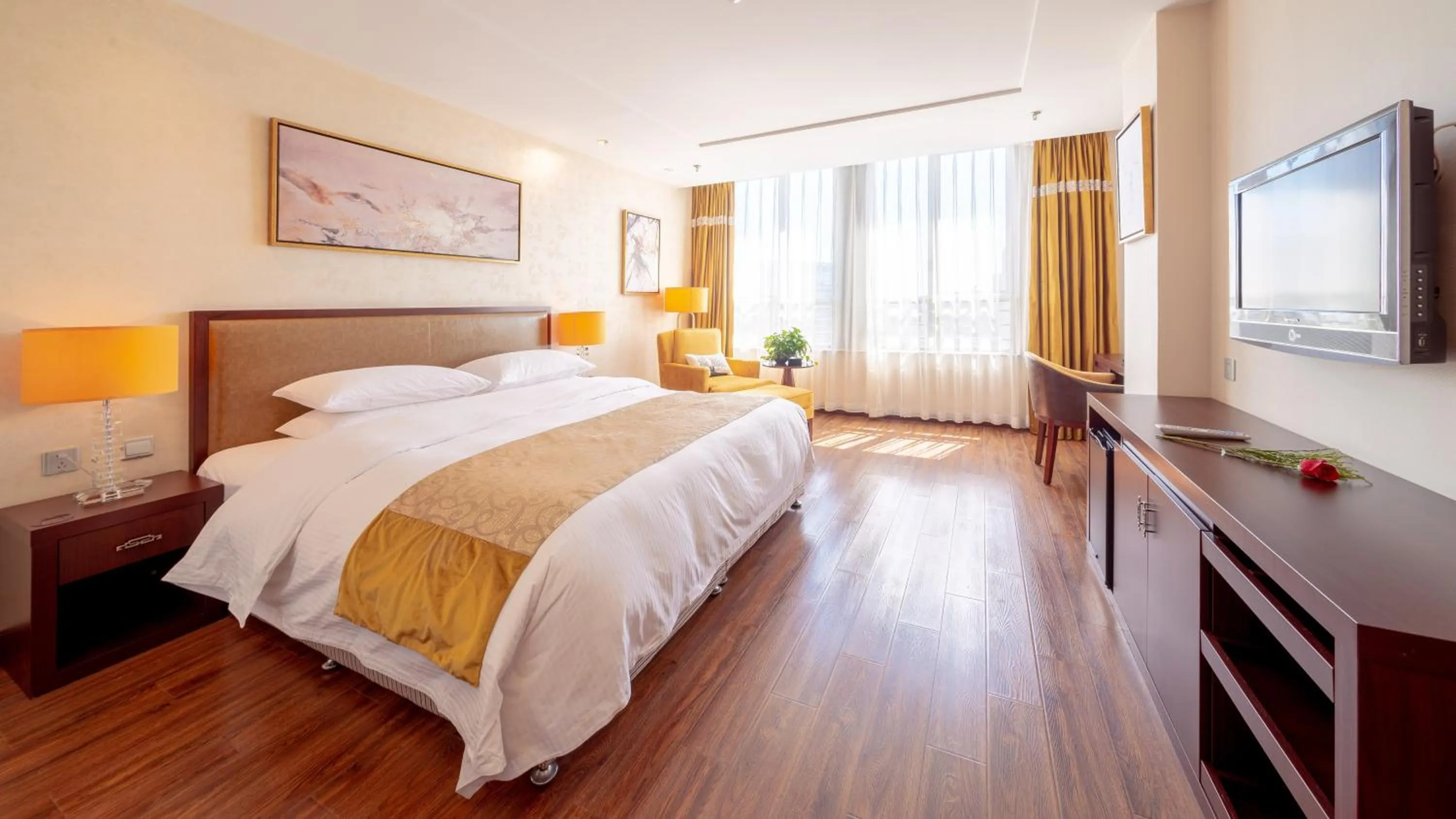 Photo of the whole room, Bed in Beijing Sunflower Hotel--Beijing Universal Studios Resort