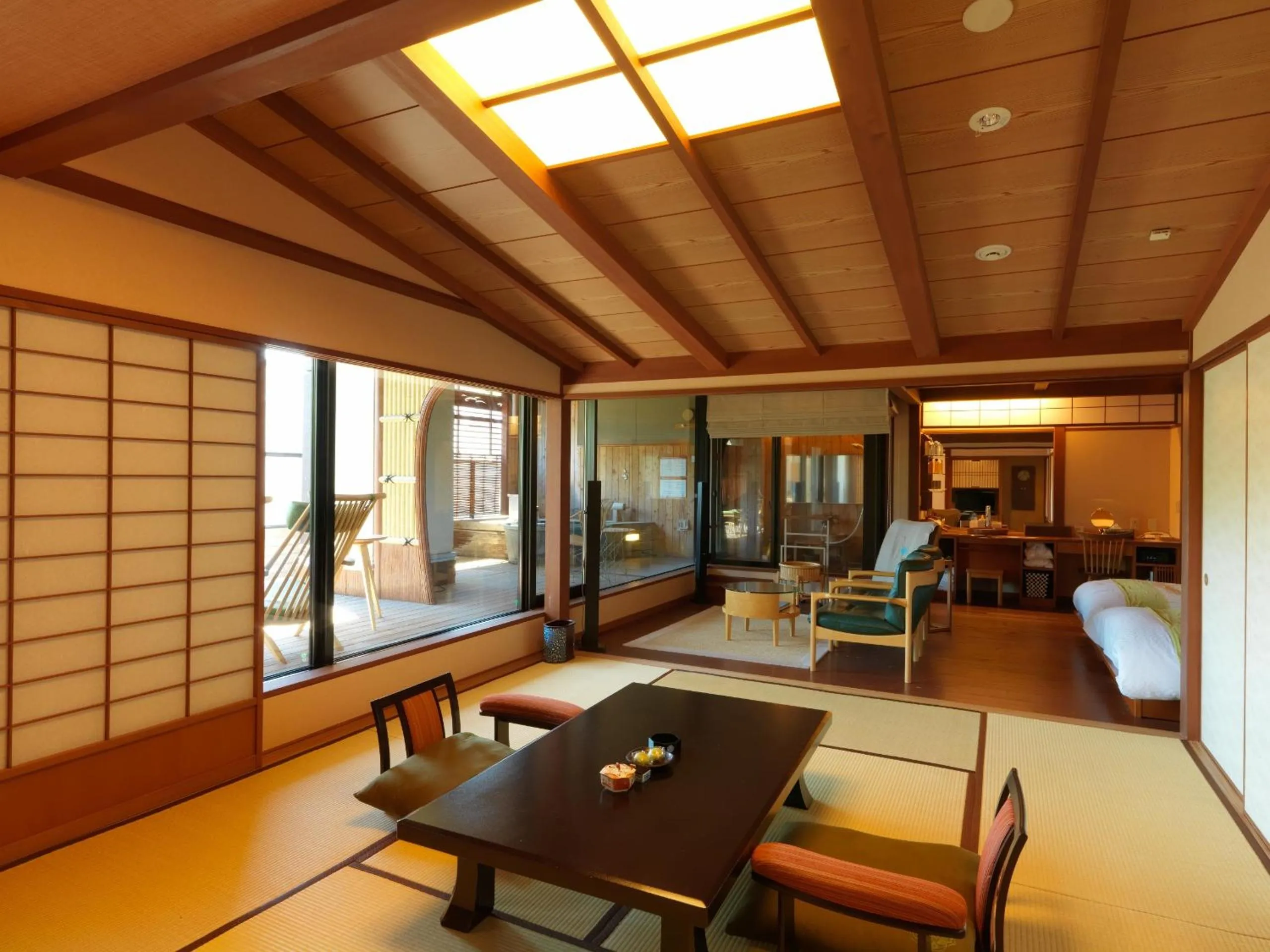 Standard Suite with Open-Air Bath and Forest View - Traditional Japanese Style Kaiseki Dinner + Japanese Style Breakfast Included in Akan Tsuruga Besso Hinanoza