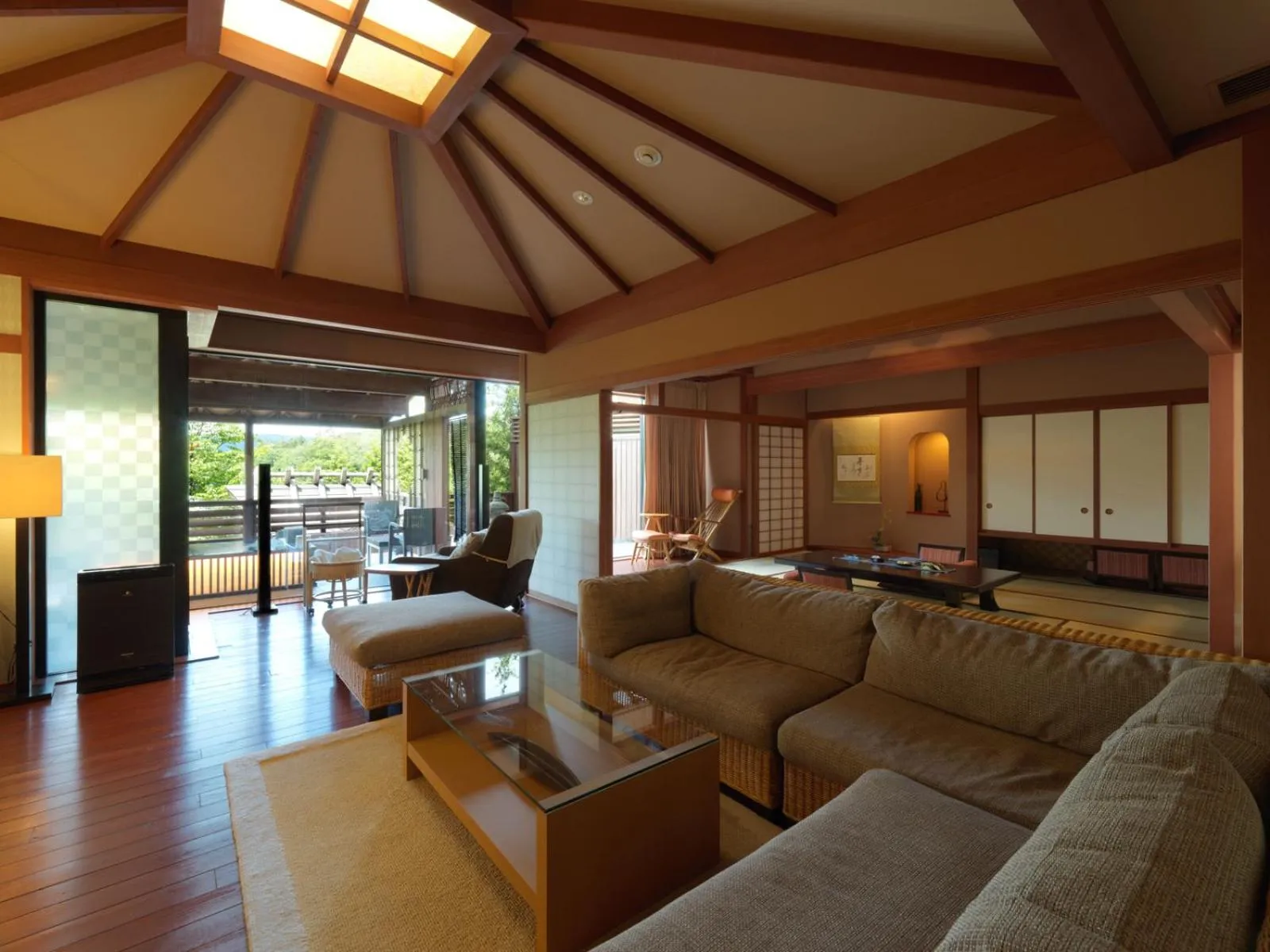 Superior Standard Suite with open-air bath - In-Room Traditional Japanese Style Kaiseki Dinner + Japanese Style Breakfast Included in Akan Tsuruga Besso Hinanoza