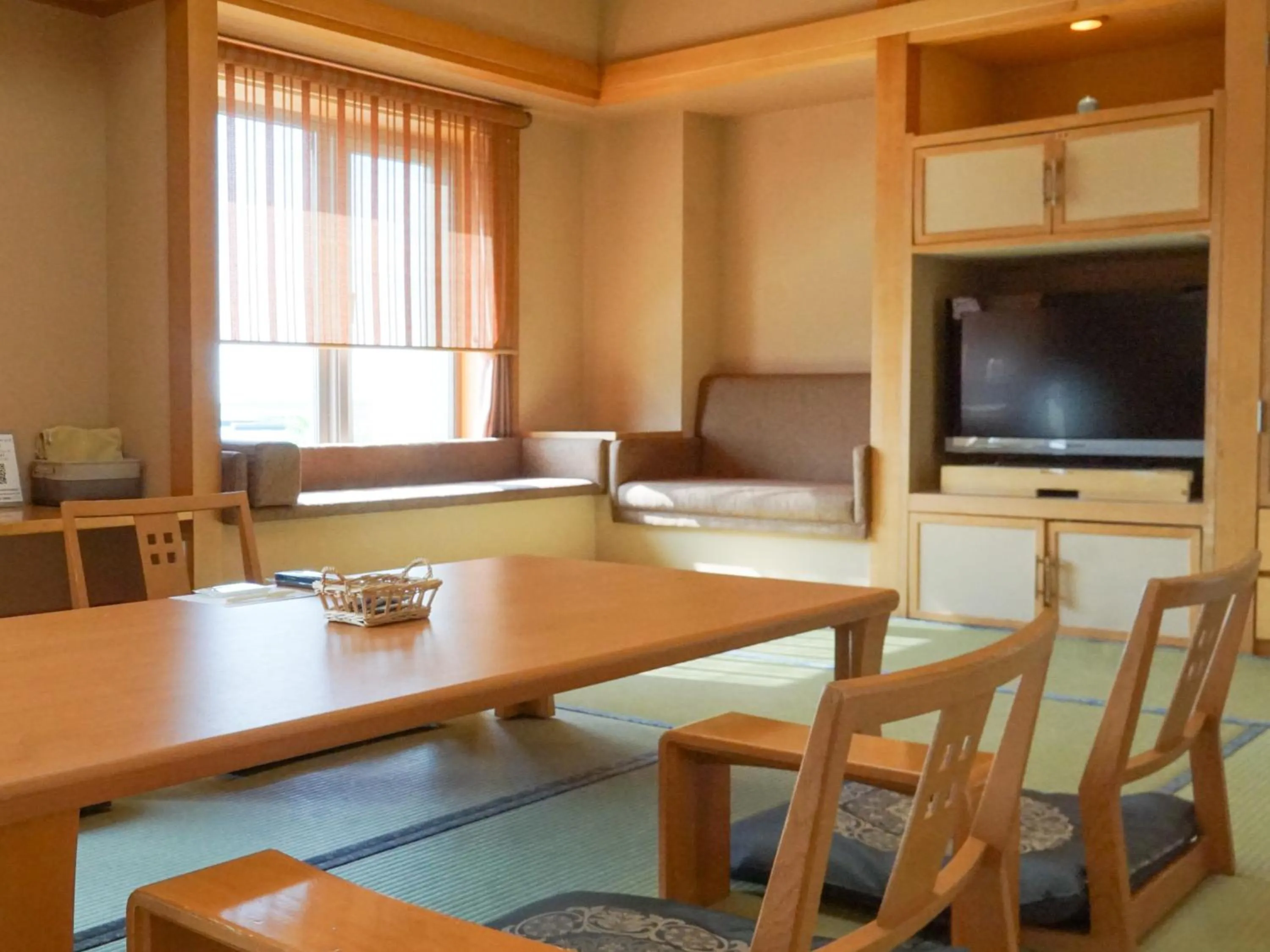 	Japanese-Style Room-Lake View - Non-Smoking in Lake Saroma Tsuruga Resort