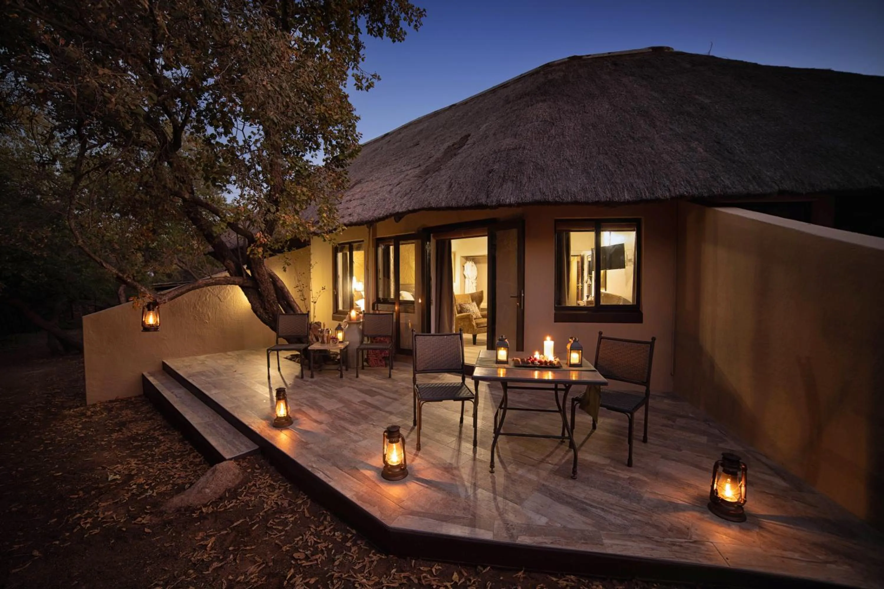 Superior Room with sleeper couch and 2 Game Drives  in Mabula Game Lodge