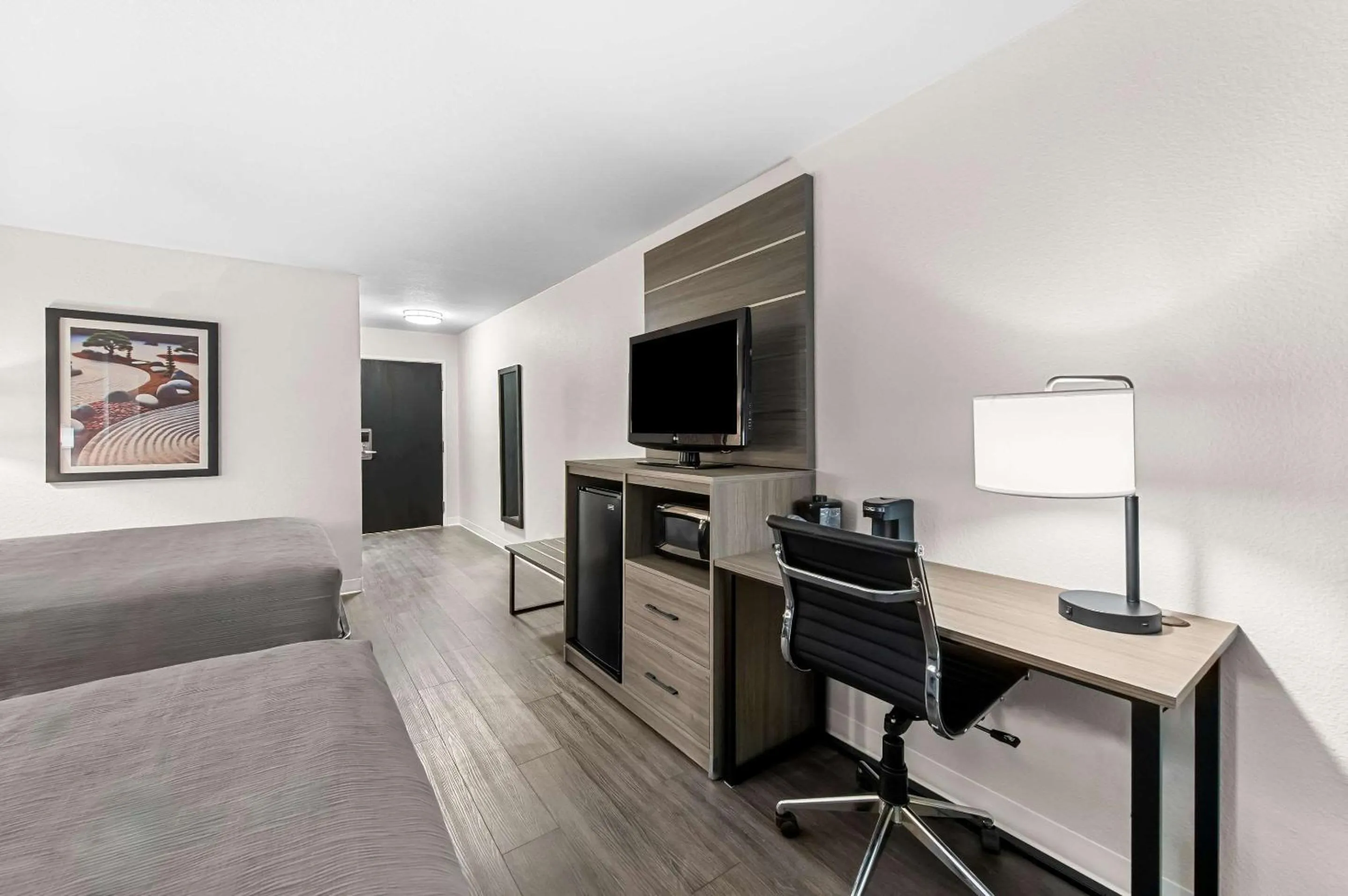 Queen Room - Disability Access in Americas Best Value Inn Kilgore