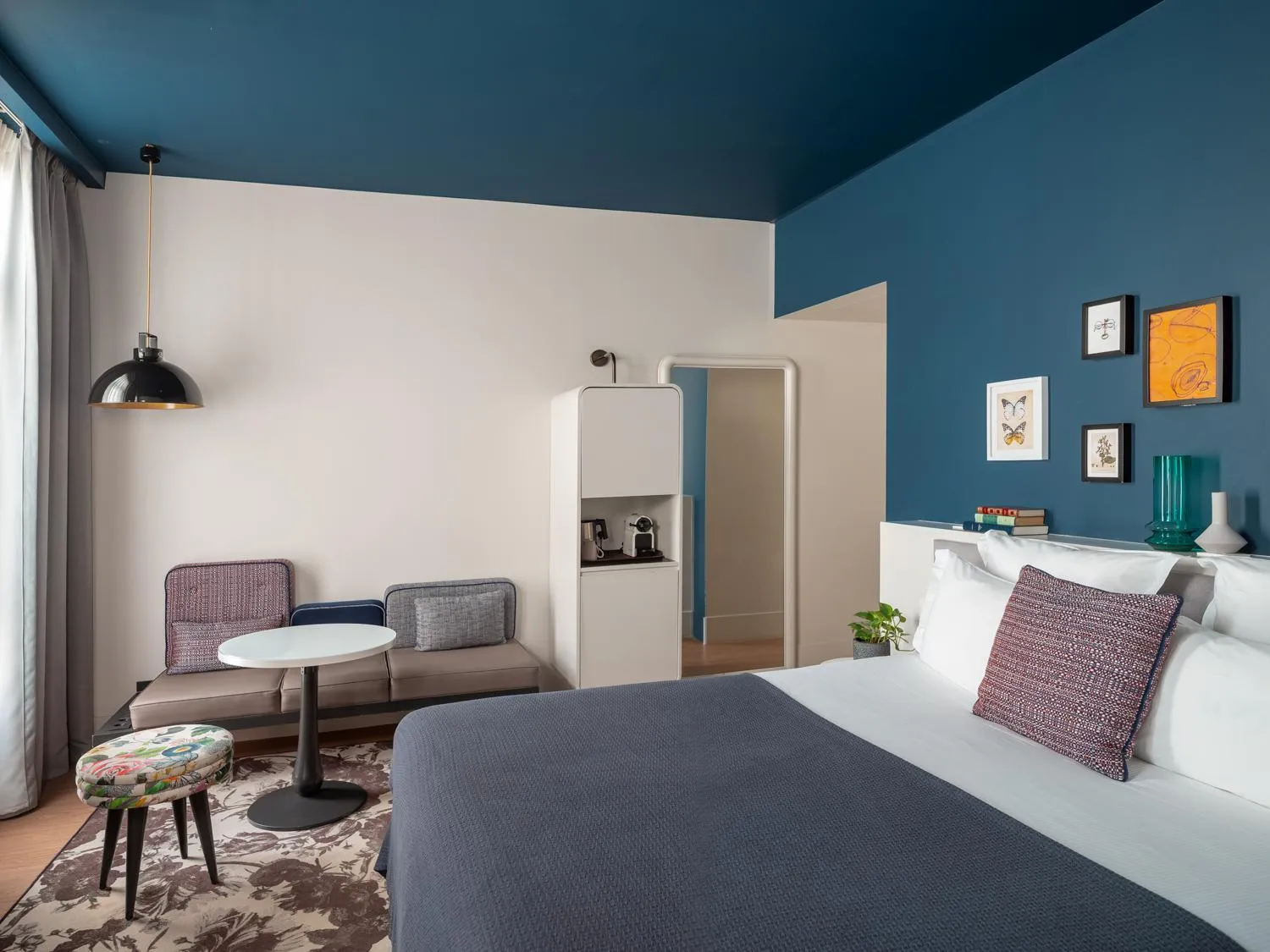 Interconnected Family Room in Hôtel Belleval