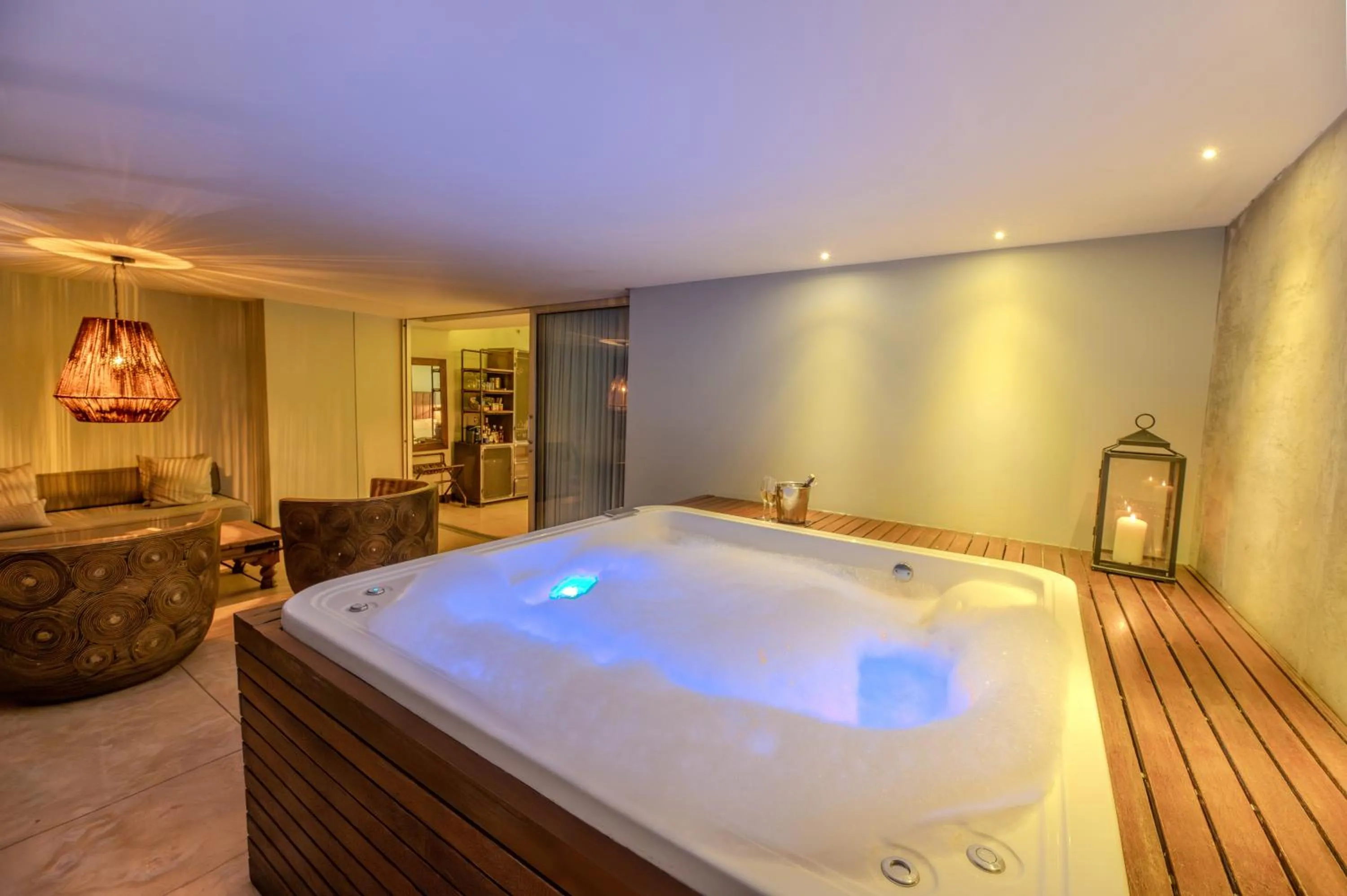 Premier Suite in The Charlee Hotel