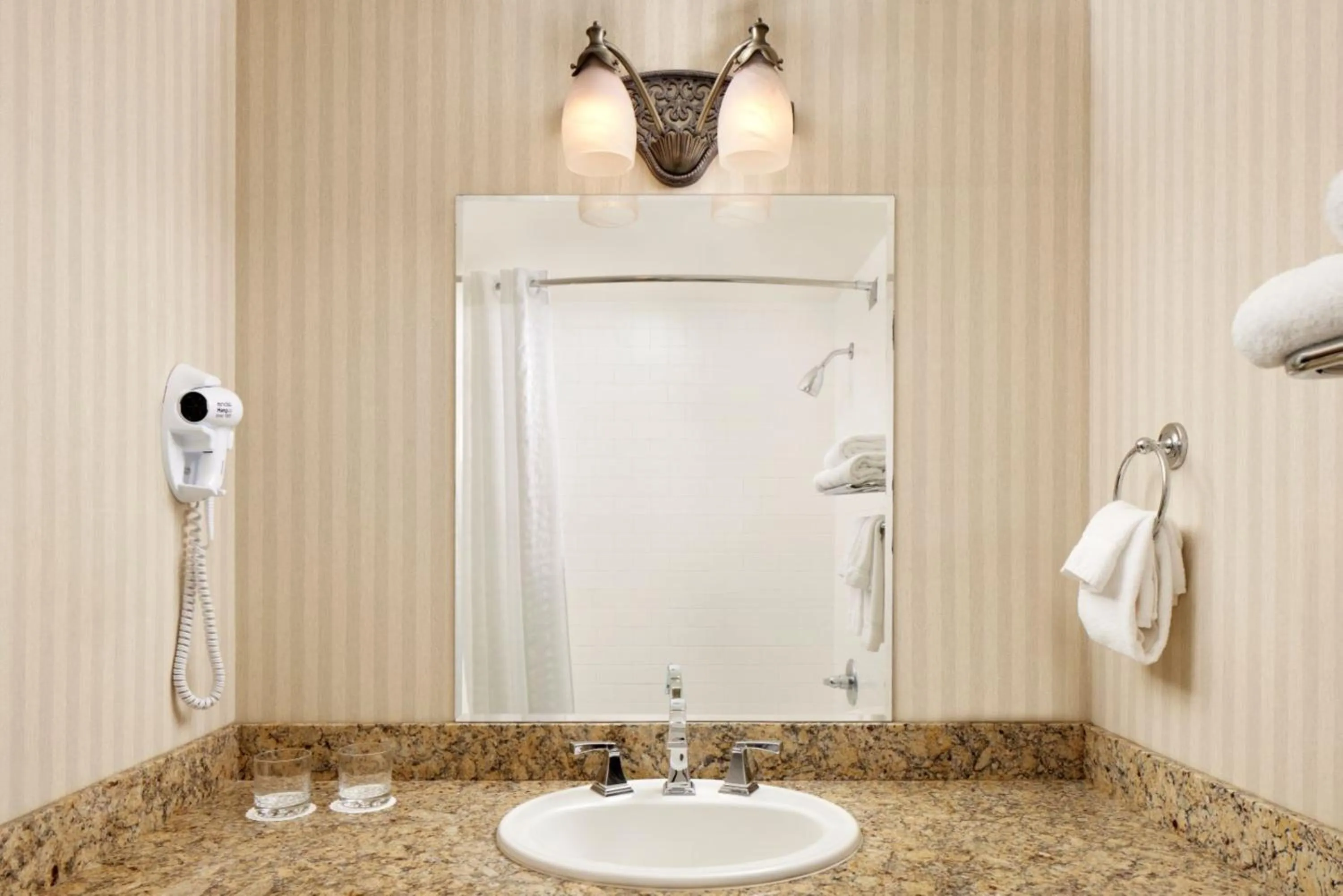 Deluxe Junior Suite in Marcus Whitman Hotel and Conference Center