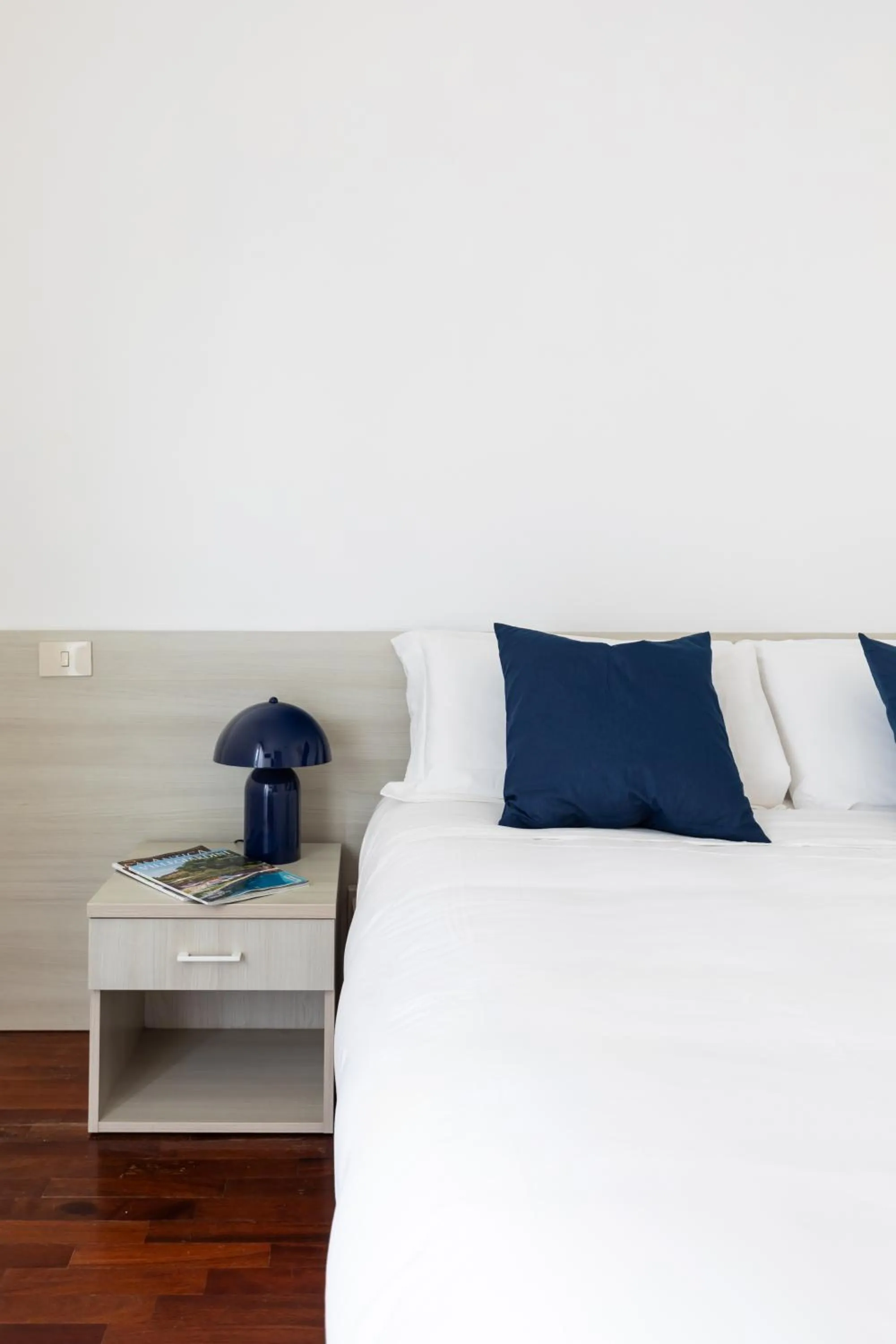 Queen Room with Balcony in YourHome - Villa Sorrento