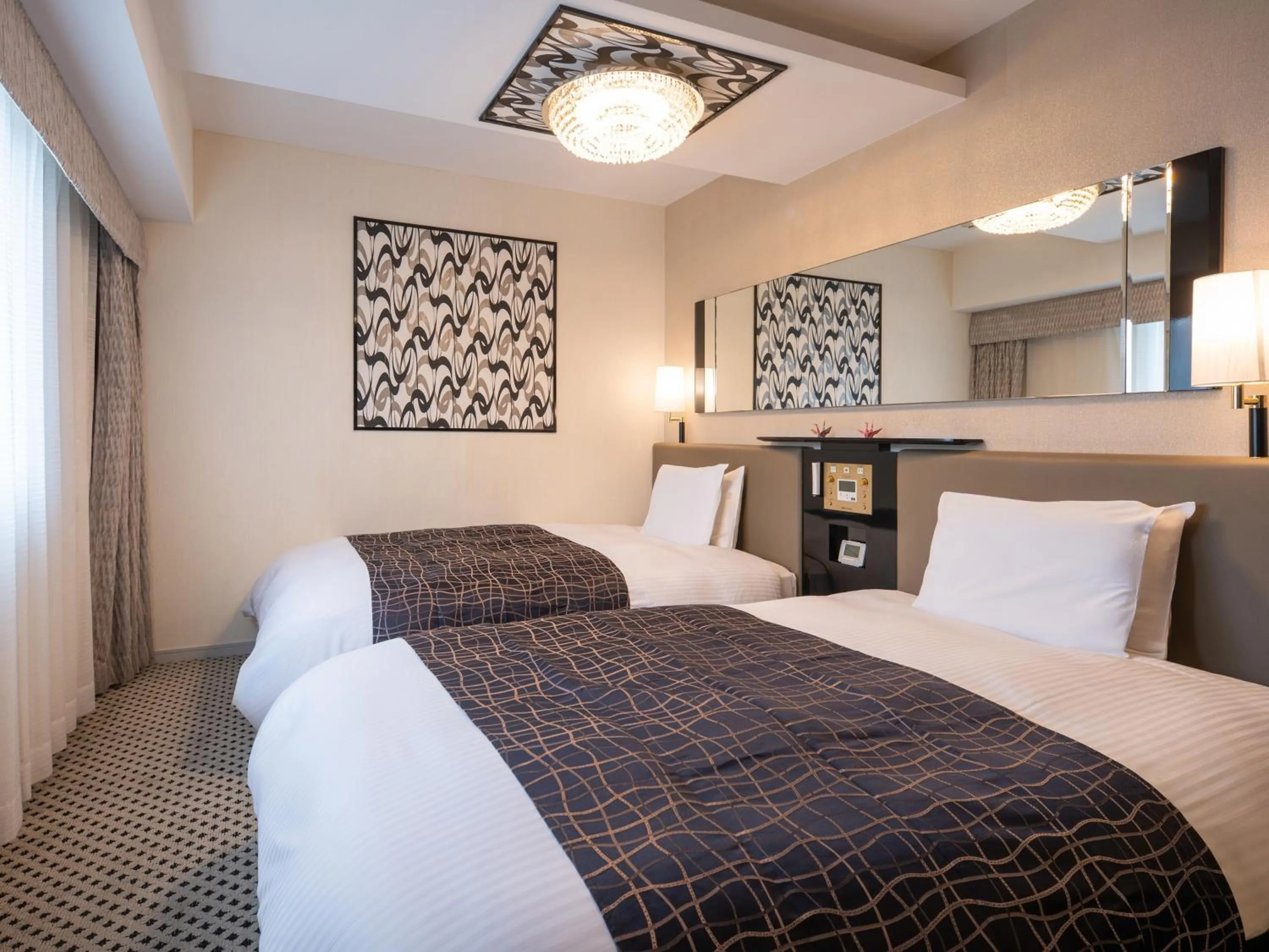 Deluxe Twin Room in APA Hotel Hatchobori Shintomicho