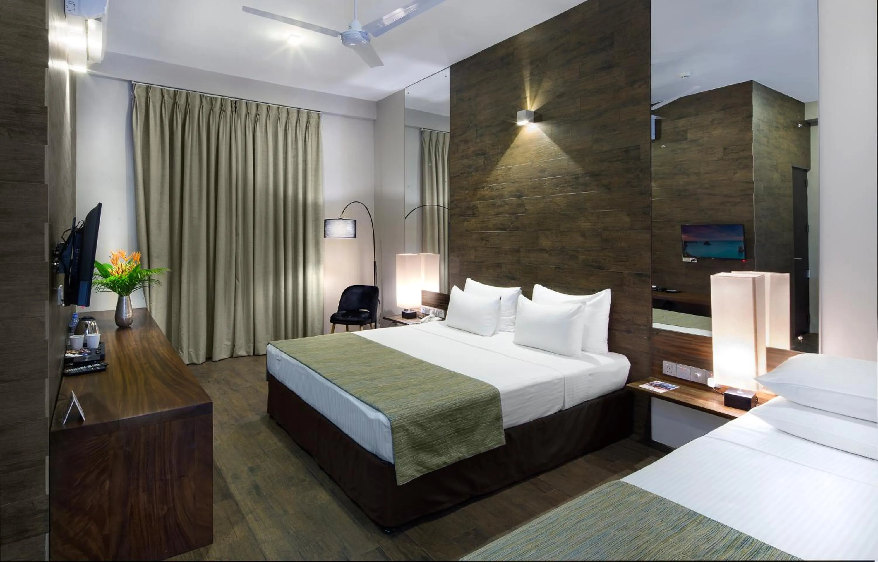 Deluxe Triple Room in KAI Hikkaduwa