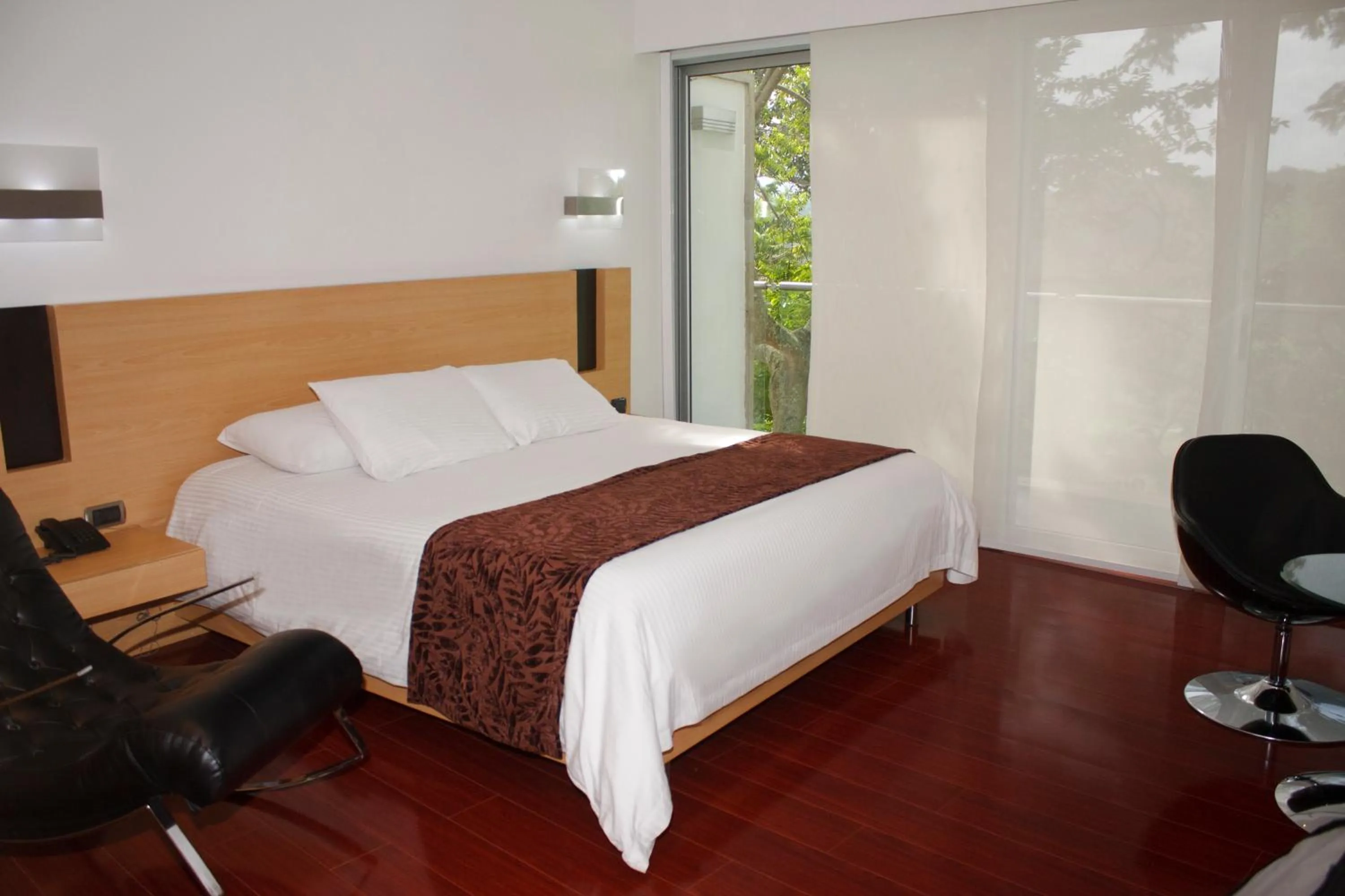 Superior Double or Twin Room - single occupancy in Club Campestre De Bucaramanga