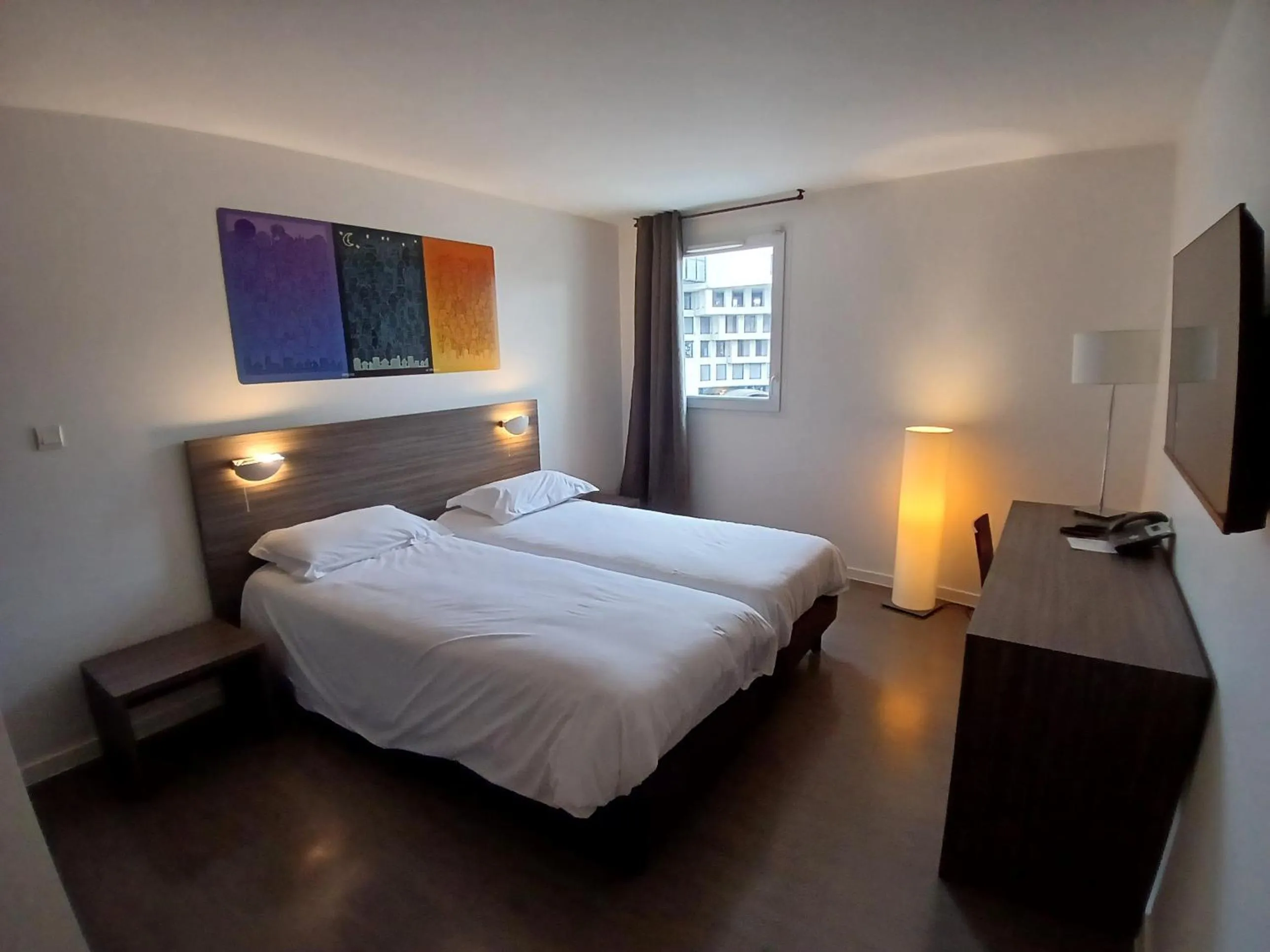 Twin Room in Appart’hôtel Hevea