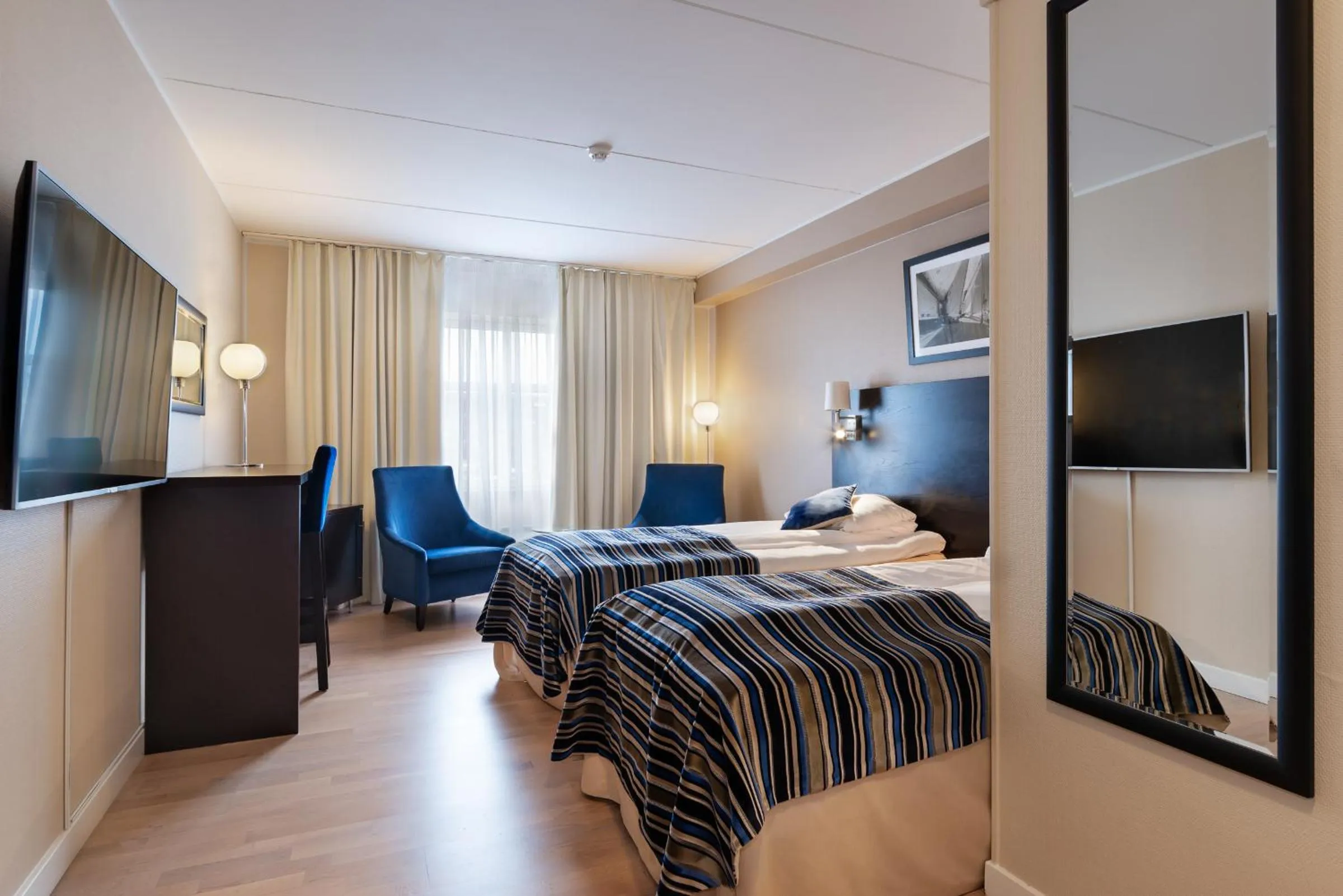 Double or Twin Room in Quality Hotel Florø