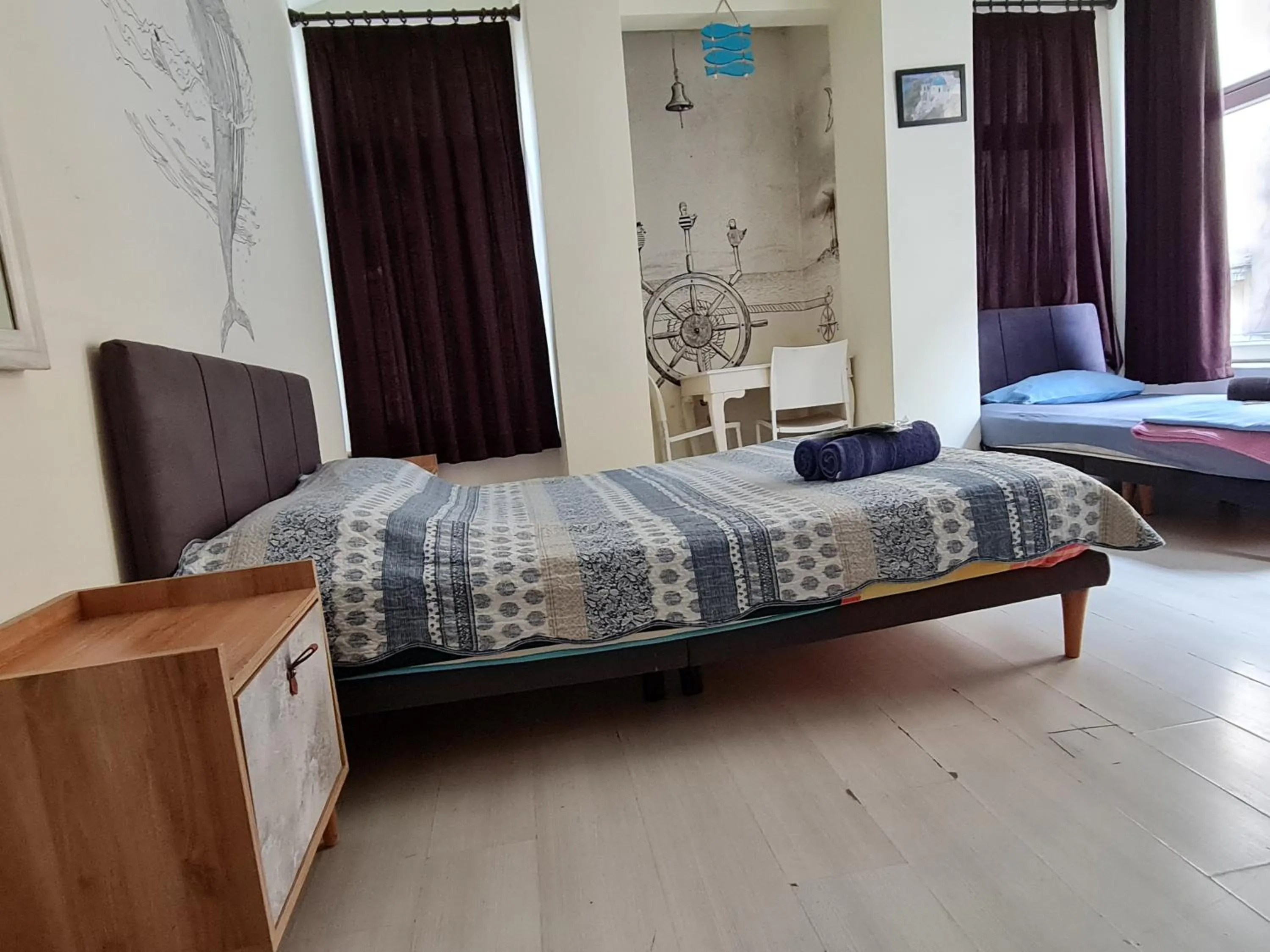 Triple Room with Bathroom in TAXİM HOSTEL