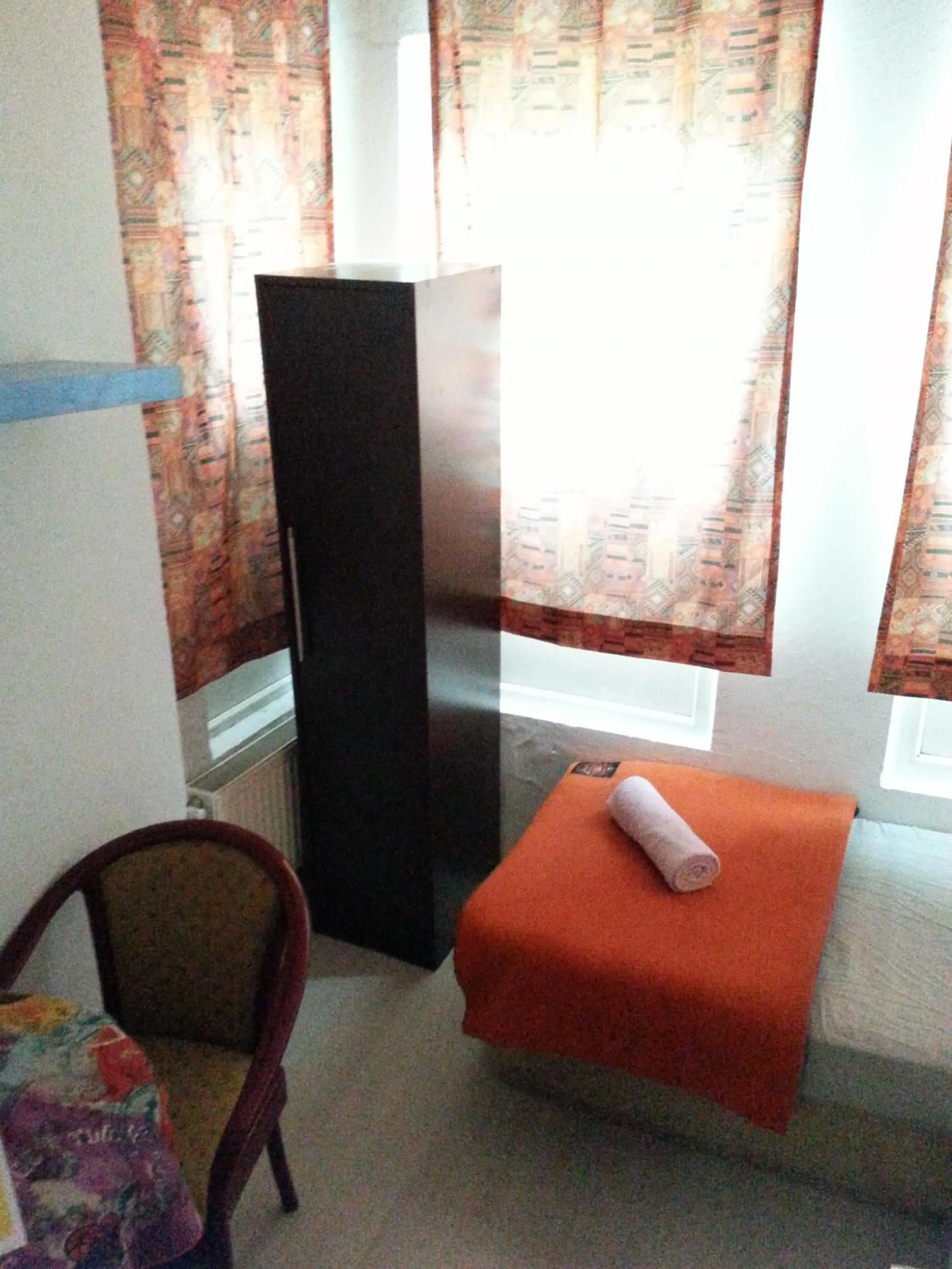 Single Room with Shared Bathroom in TAXİM HOSTEL