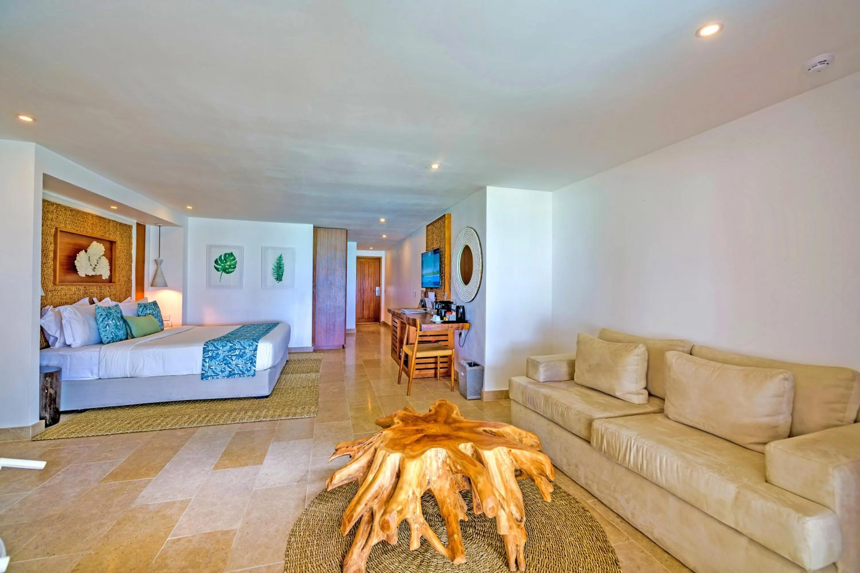 Ocean Suite - single occupancy in Seasense Boutique Hotel & Spa