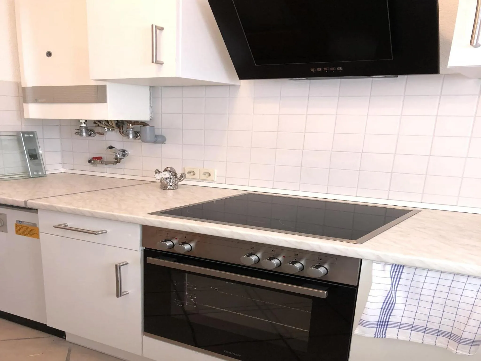 Two-Bedroom Apartment with City View in Fewo Reutlingen Metzstraße