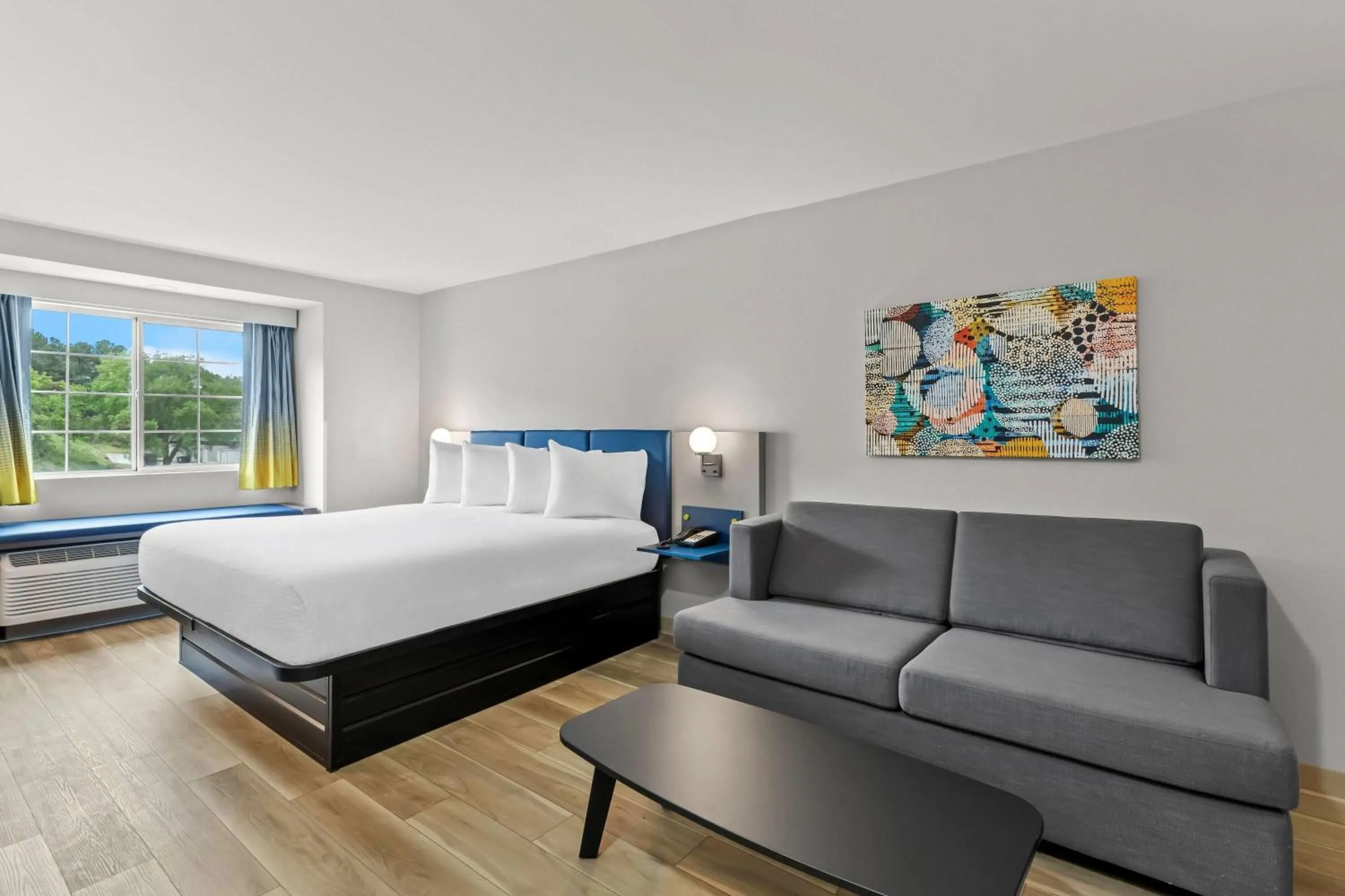 King Suite - Non-Smoking in Microtel Inn & Suites by Wyndham Norcross