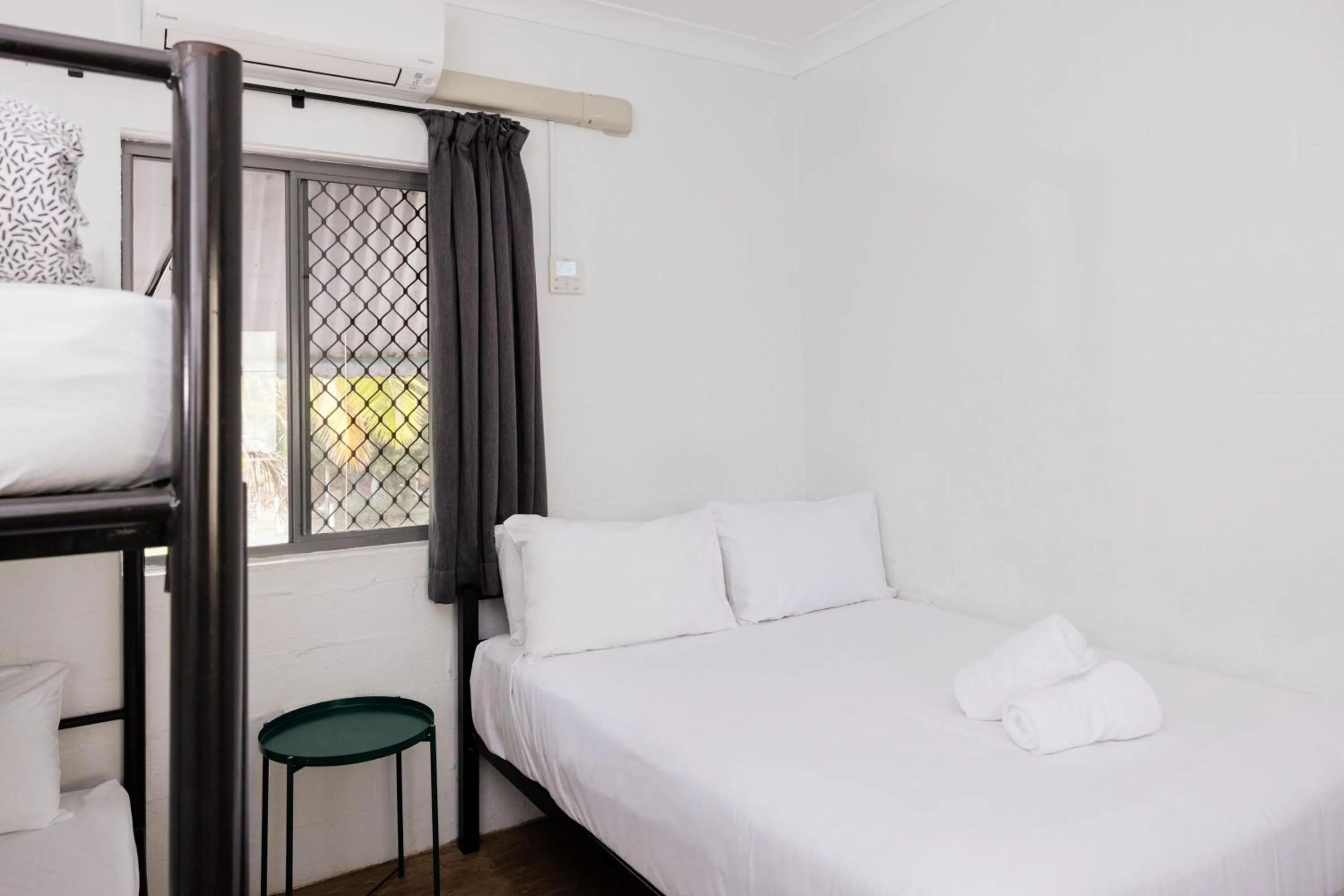 Double Plus Two with Shared Bathroom in YHA Byron Bay