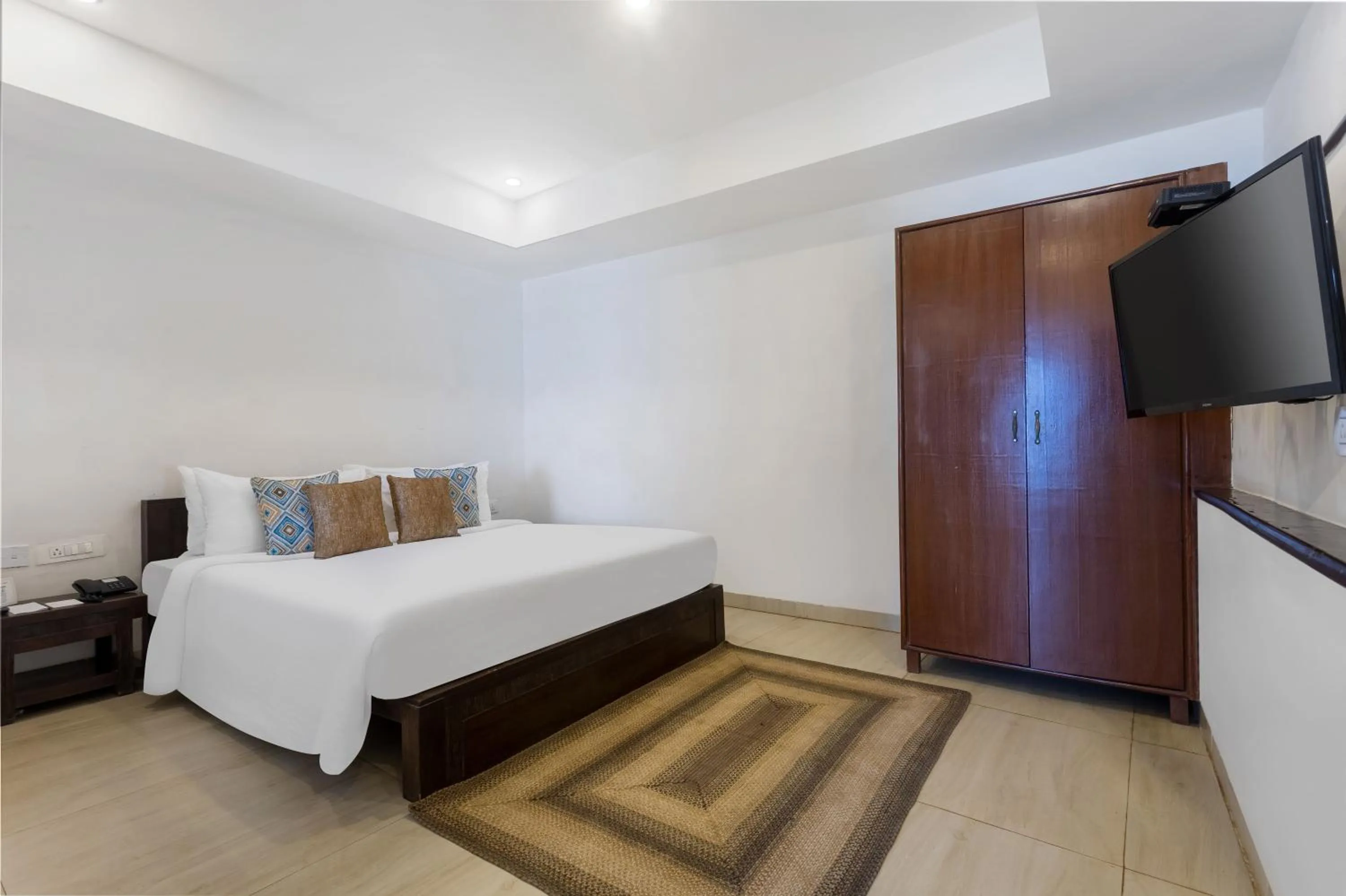 King Room with Balcony in Bogmallo Beach Resort