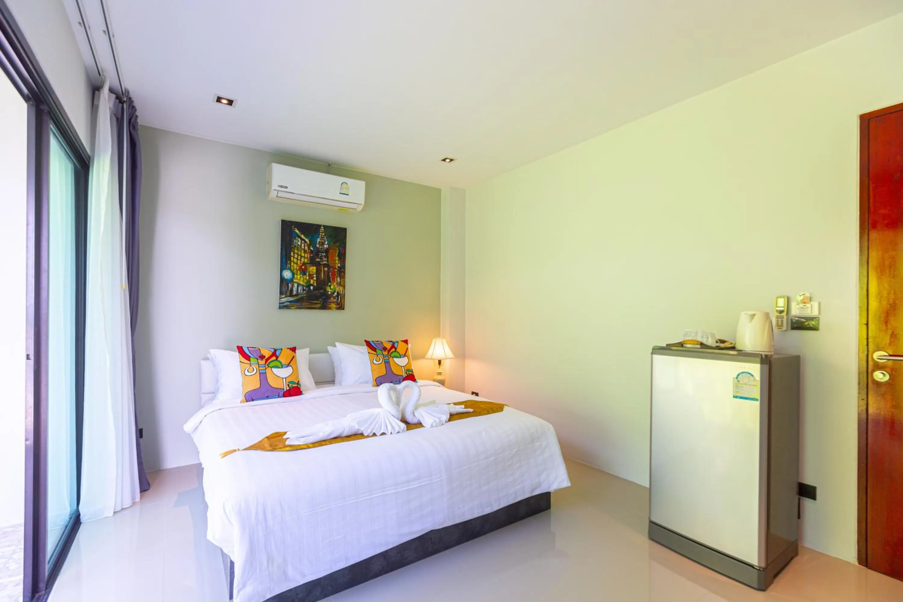 Double Room with Mountain View in Rossarin Sea View Patong